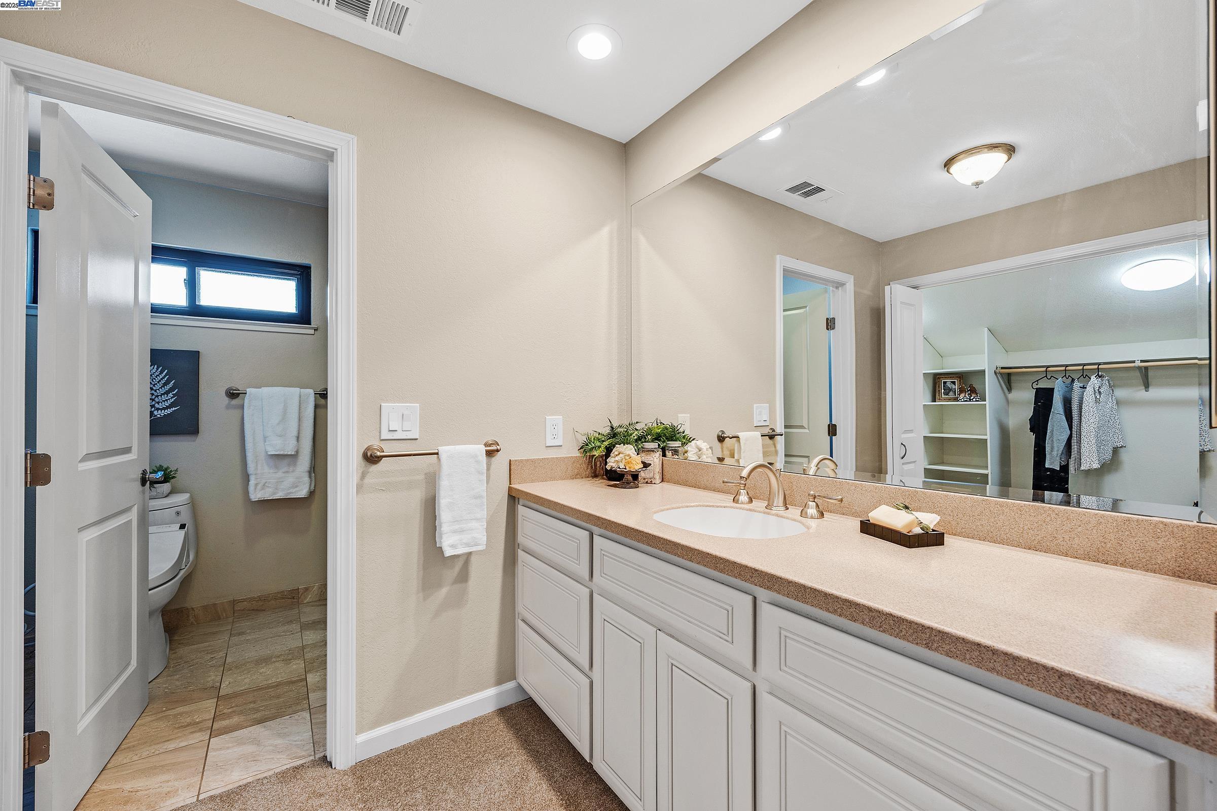 Detail Gallery Image 16 of 33 For 2830 Lavender, Walnut Creek,  CA 94596 - 5 Beds | 3 Baths