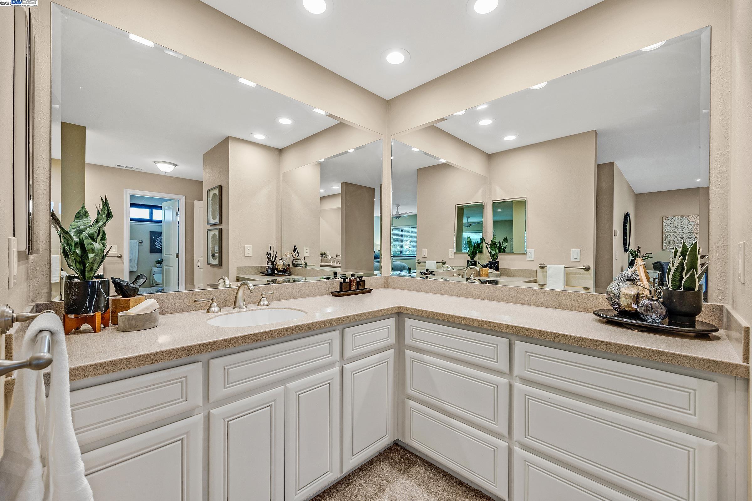 Detail Gallery Image 17 of 33 For 2830 Lavender, Walnut Creek,  CA 94596 - 5 Beds | 3 Baths