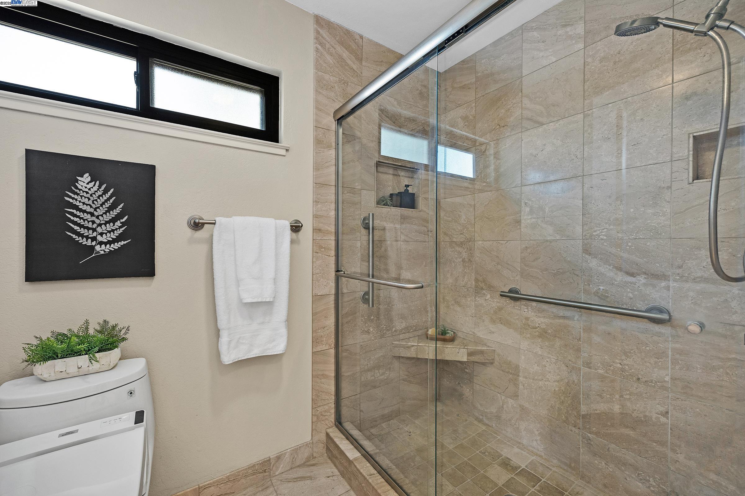 Detail Gallery Image 19 of 33 For 2830 Lavender, Walnut Creek,  CA 94596 - 5 Beds | 3 Baths