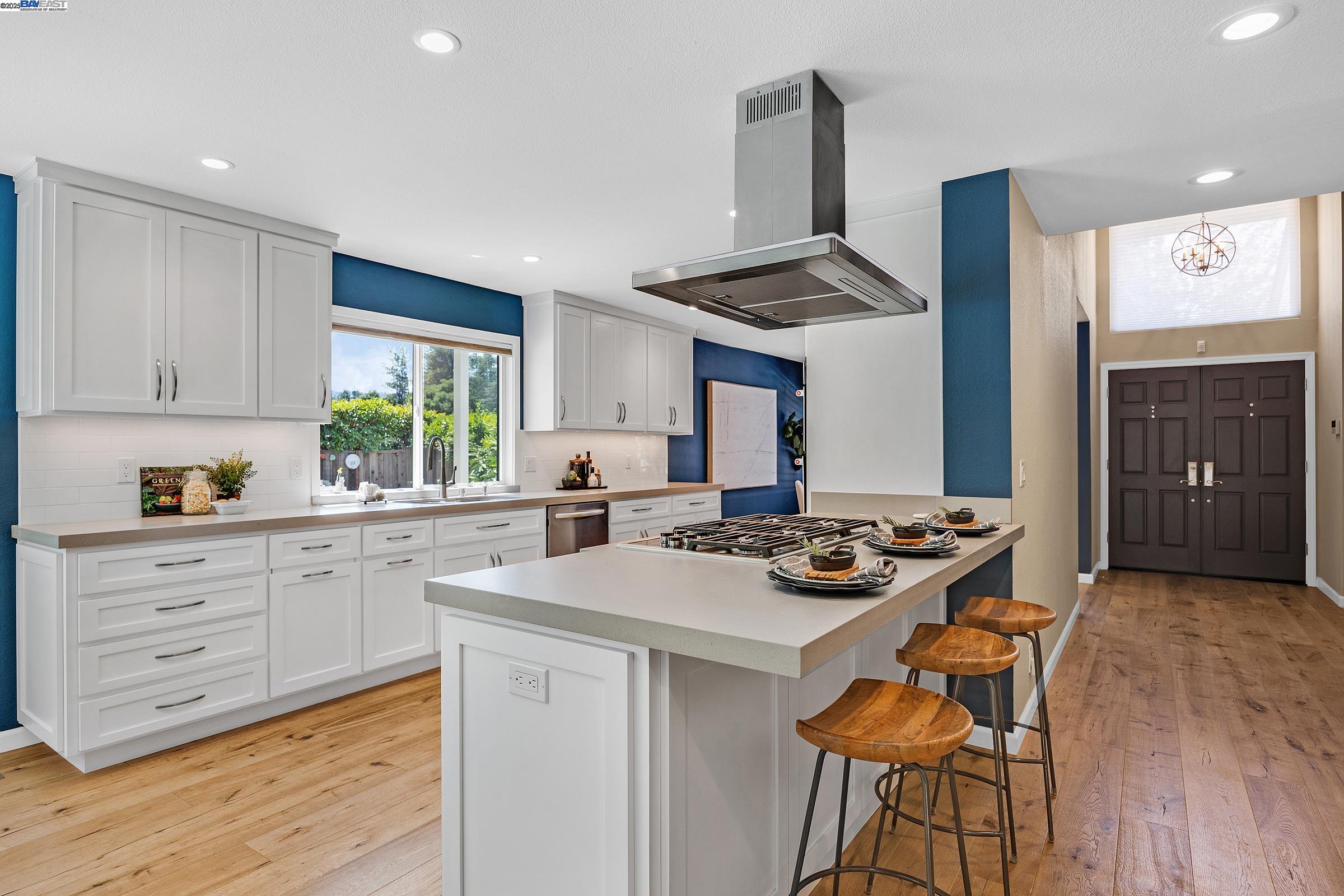 Detail Gallery Image 8 of 33 For 2830 Lavender, Walnut Creek,  CA 94596 - 5 Beds | 3 Baths
