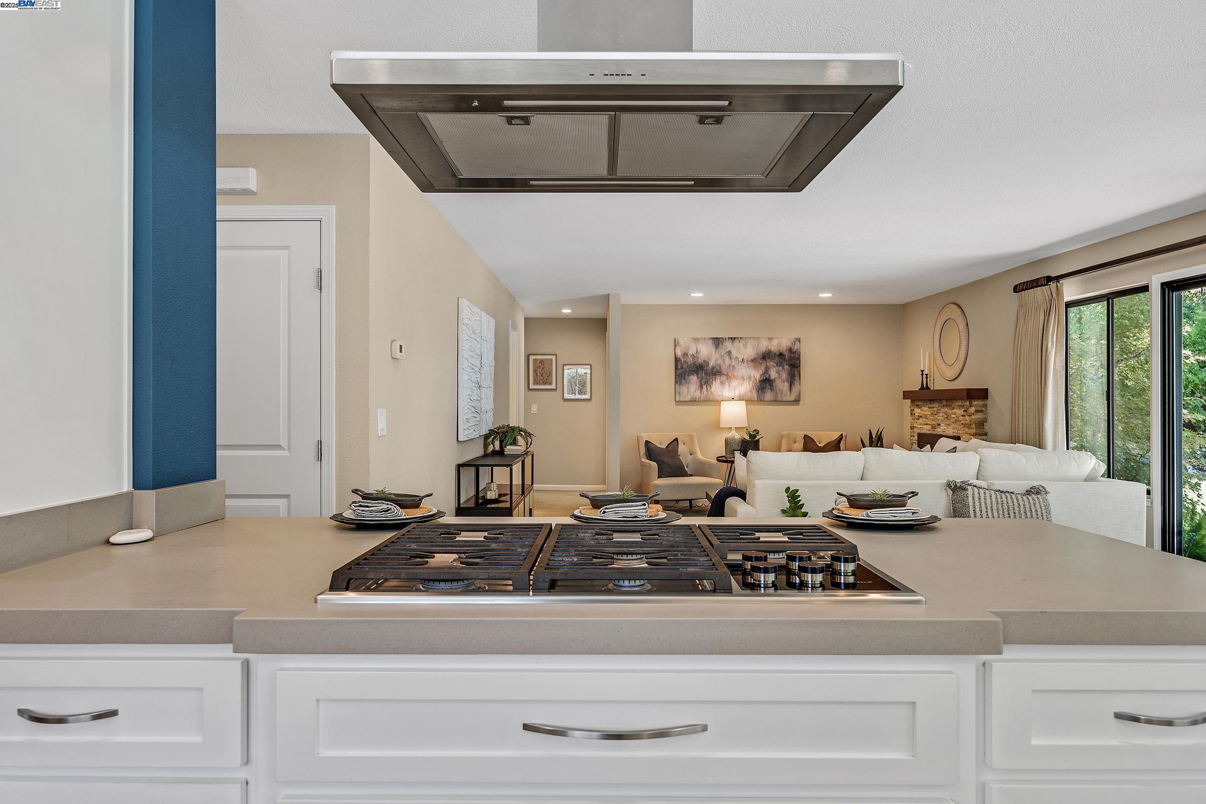 Detail Gallery Image 10 of 33 For 2830 Lavender, Walnut Creek,  CA 94596 - 5 Beds | 3 Baths