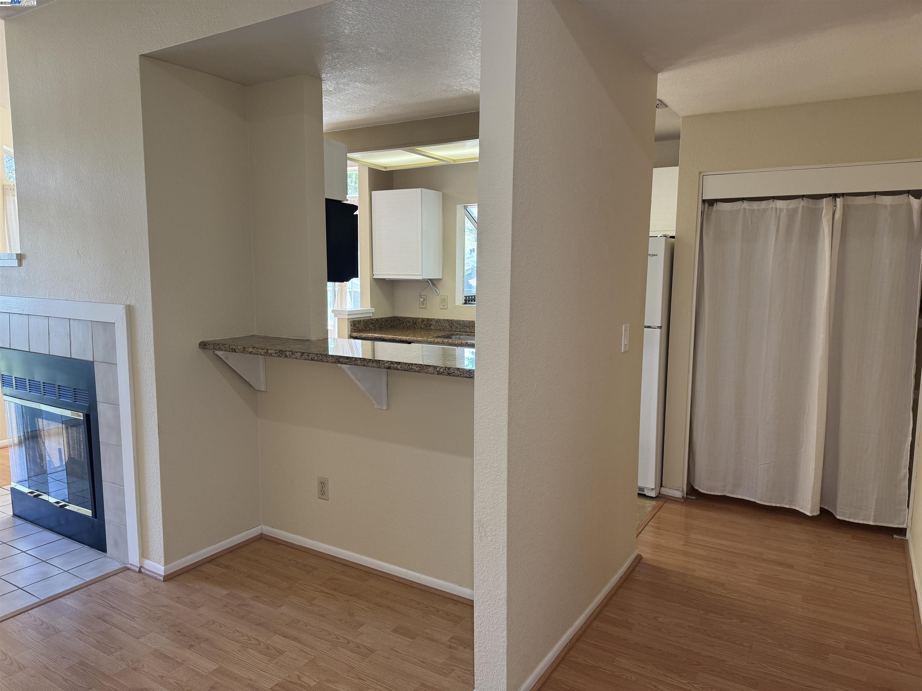 Detail Gallery Image 2 of 14 For 7815 Canyon Meadow Cir a,  Pleasanton,  CA 94588 - 2 Beds | 2 Baths