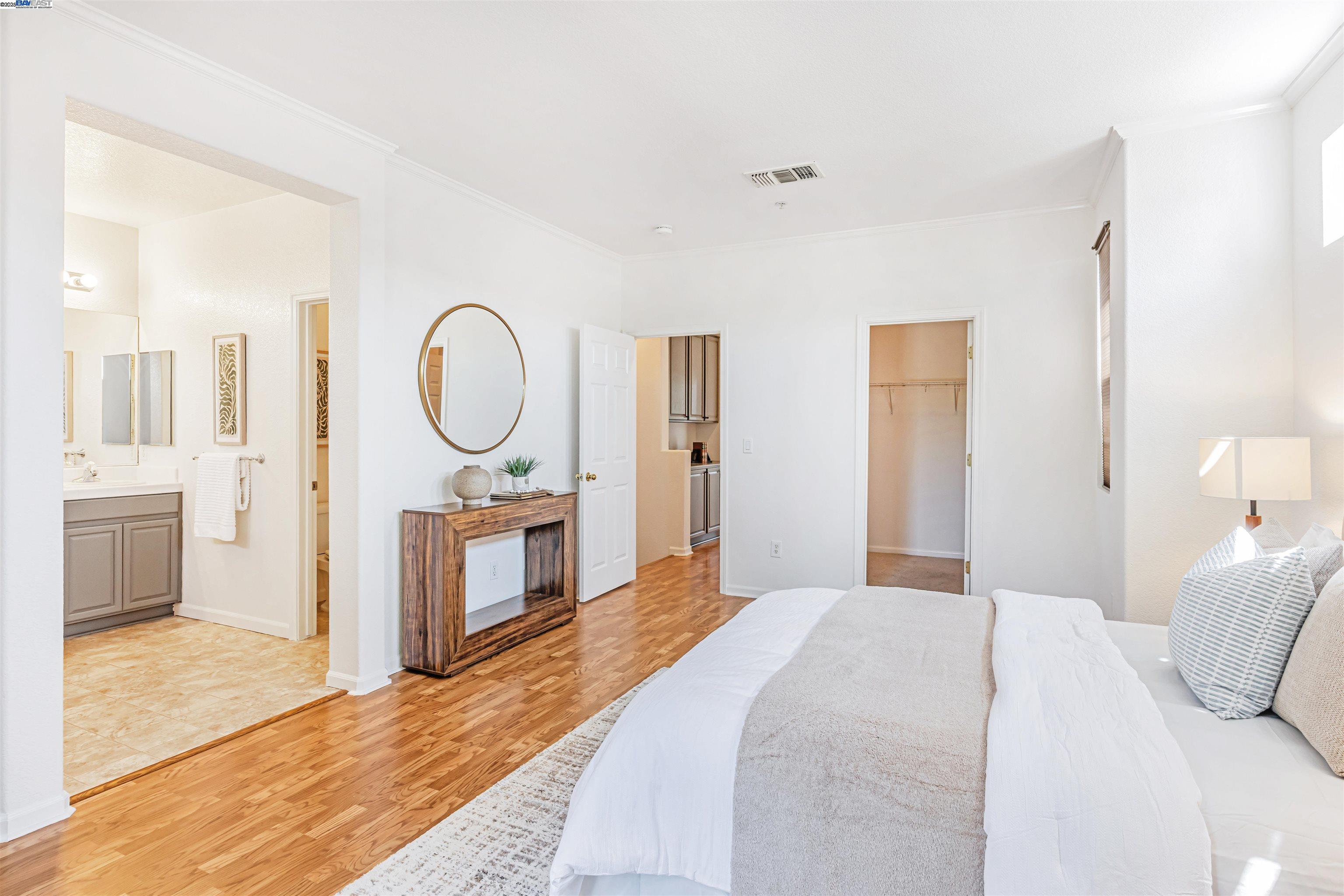 Detail Gallery Image 18 of 37 For 722 City Walk Pl #1,  Hayward,  CA 94541 - 3 Beds | 2/1 Baths