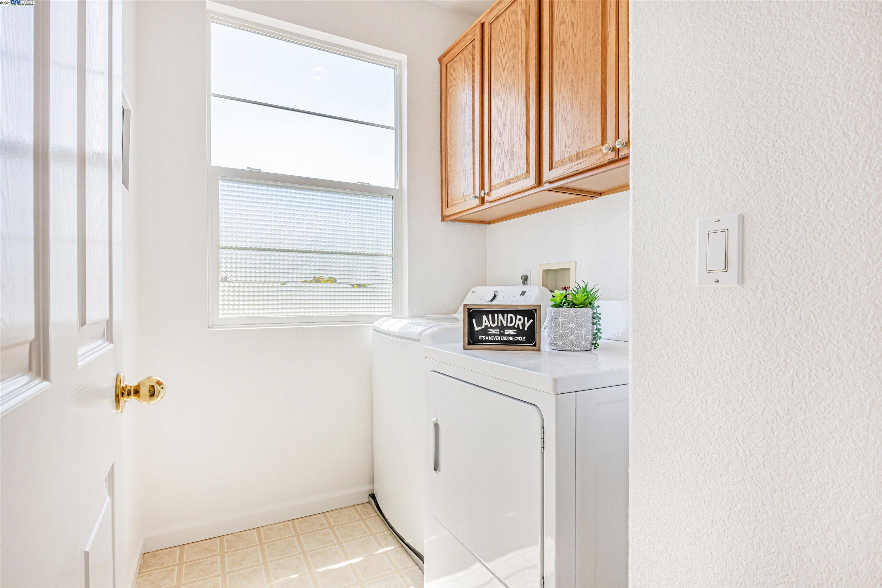 Detail Gallery Image 29 of 37 For 722 City Walk Pl #1,  Hayward,  CA 94541 - 3 Beds | 2/1 Baths