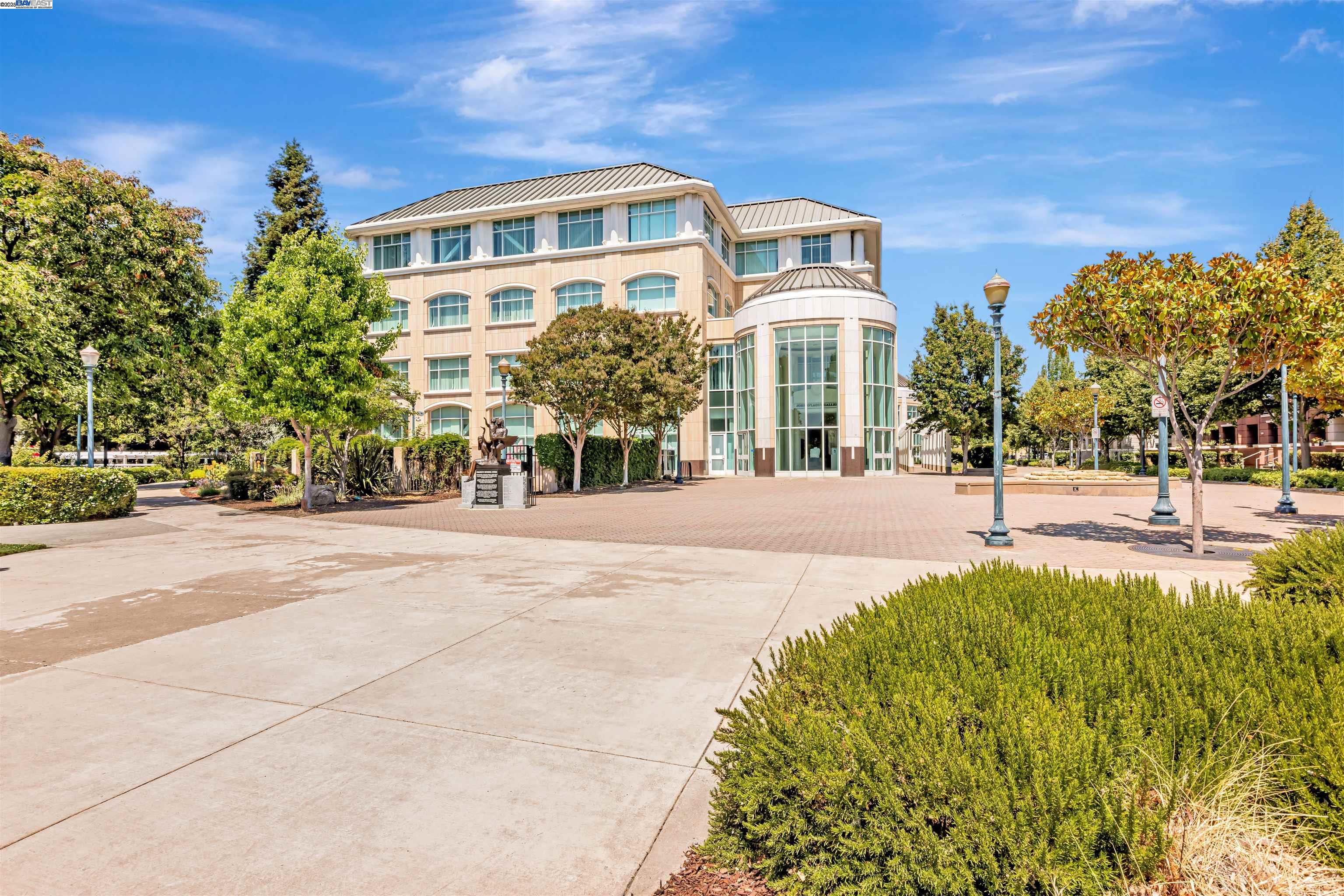 Detail Gallery Image 37 of 37 For 722 City Walk Pl #1,  Hayward,  CA 94541 - 3 Beds | 2/1 Baths