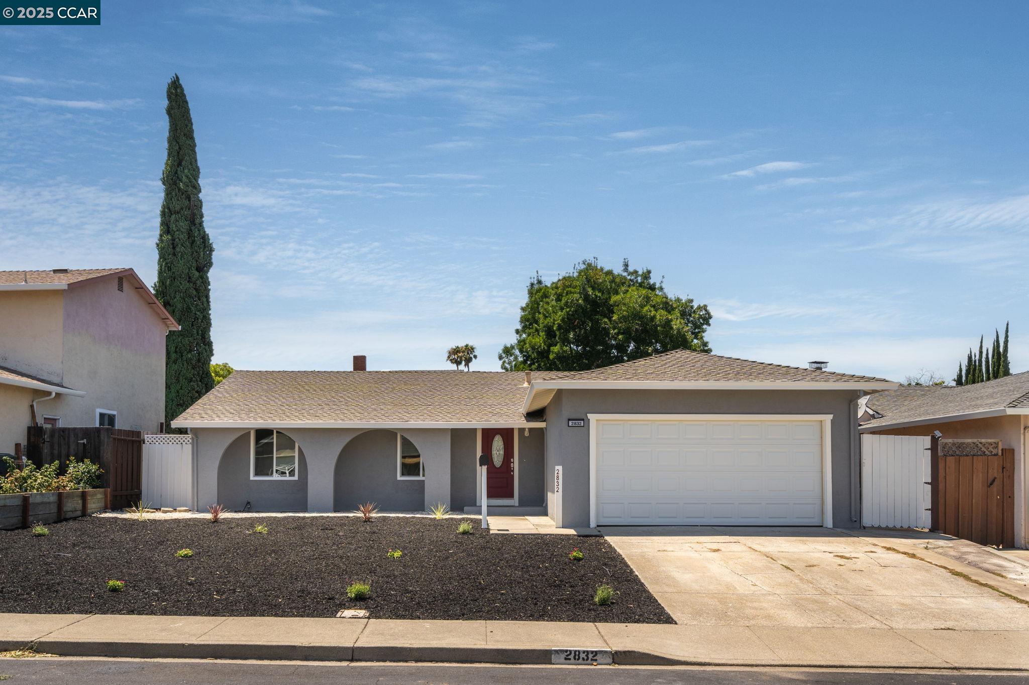 Detail Gallery Image 1 of 29 For 2832 Lucena Way, Antioch,  CA 94509 - 3 Beds | 2 Baths
