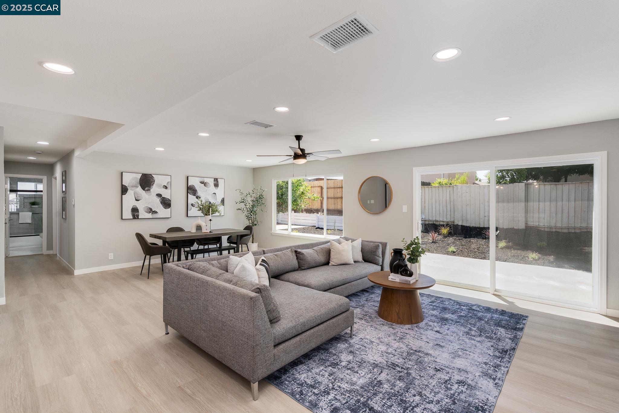 Detail Gallery Image 7 of 29 For 2832 Lucena Way, Antioch,  CA 94509 - 3 Beds | 2 Baths