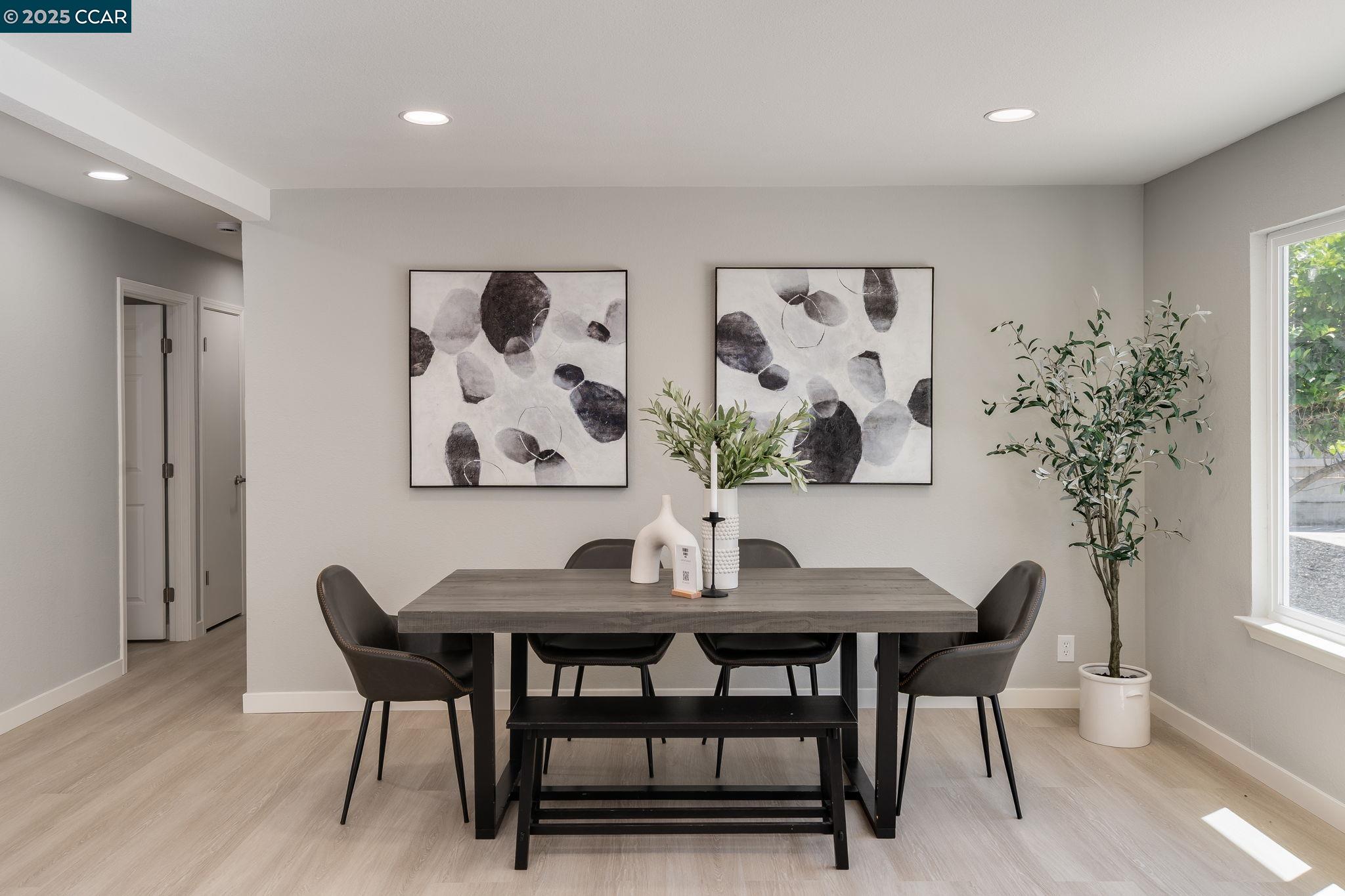 Detail Gallery Image 9 of 29 For 2832 Lucena Way, Antioch,  CA 94509 - 3 Beds | 2 Baths