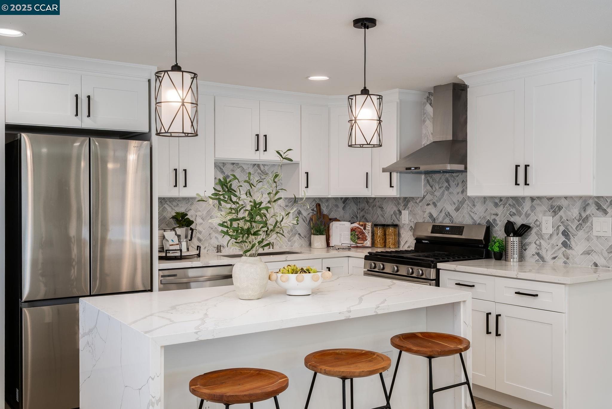 Detail Gallery Image 13 of 29 For 2832 Lucena Way, Antioch,  CA 94509 - 3 Beds | 2 Baths