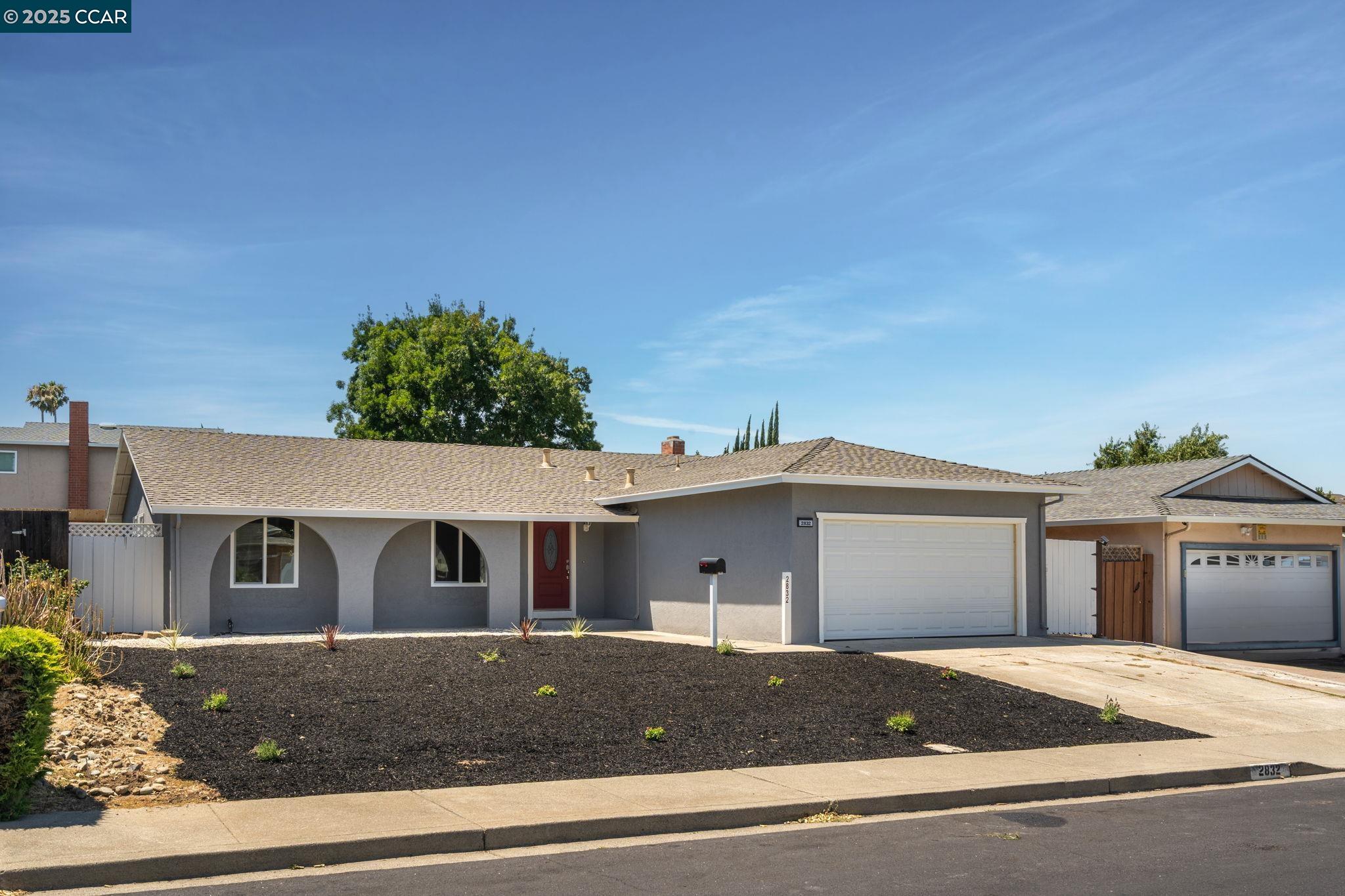 Detail Gallery Image 2 of 29 For 2832 Lucena Way, Antioch,  CA 94509 - 3 Beds | 2 Baths