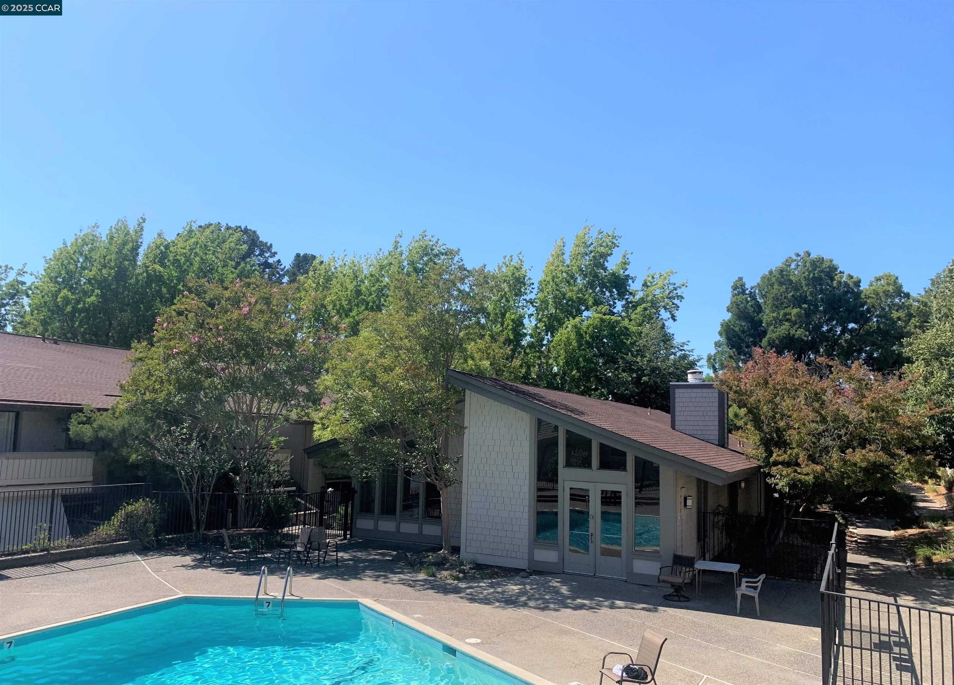 Detail Gallery Image 11 of 11 For 1437 Marchbanks Dr #7,  Walnut Creek,  CA 94598 - 1 Beds | 1 Baths