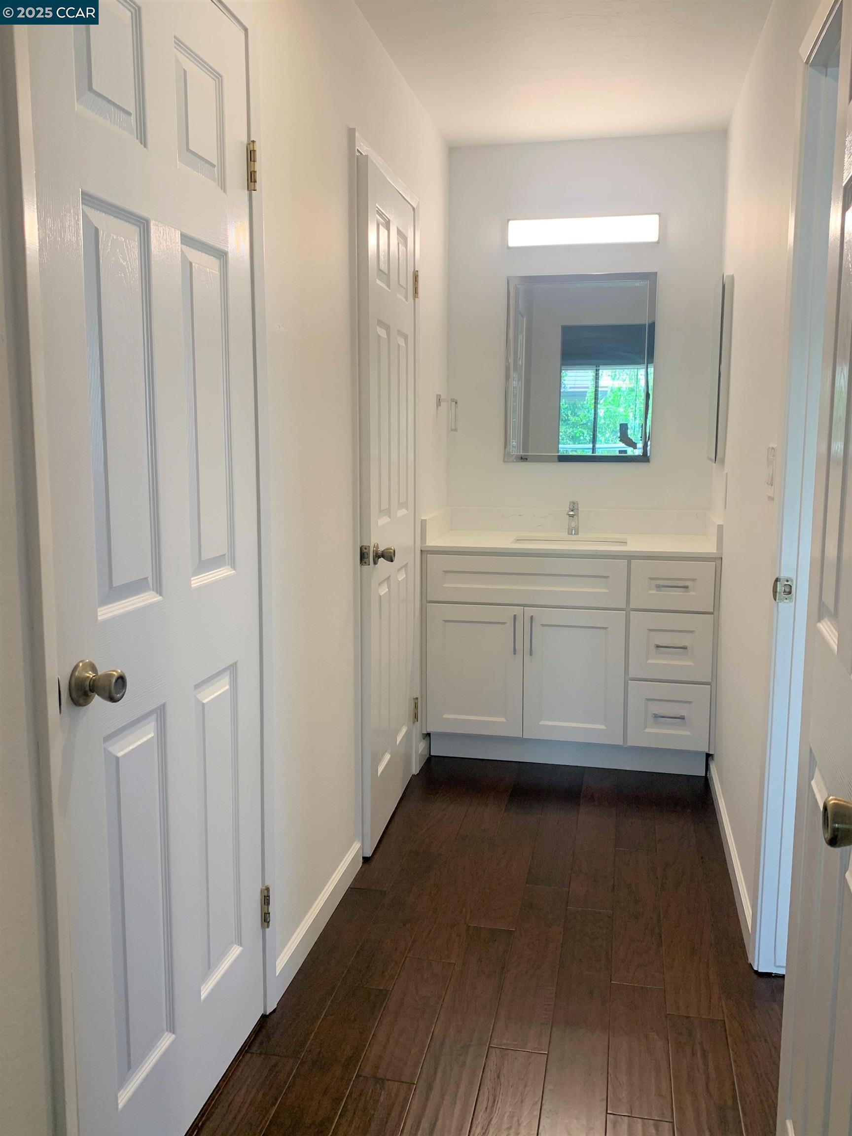 Detail Gallery Image 6 of 11 For 1437 Marchbanks Dr #7,  Walnut Creek,  CA 94598 - 1 Beds | 1 Baths