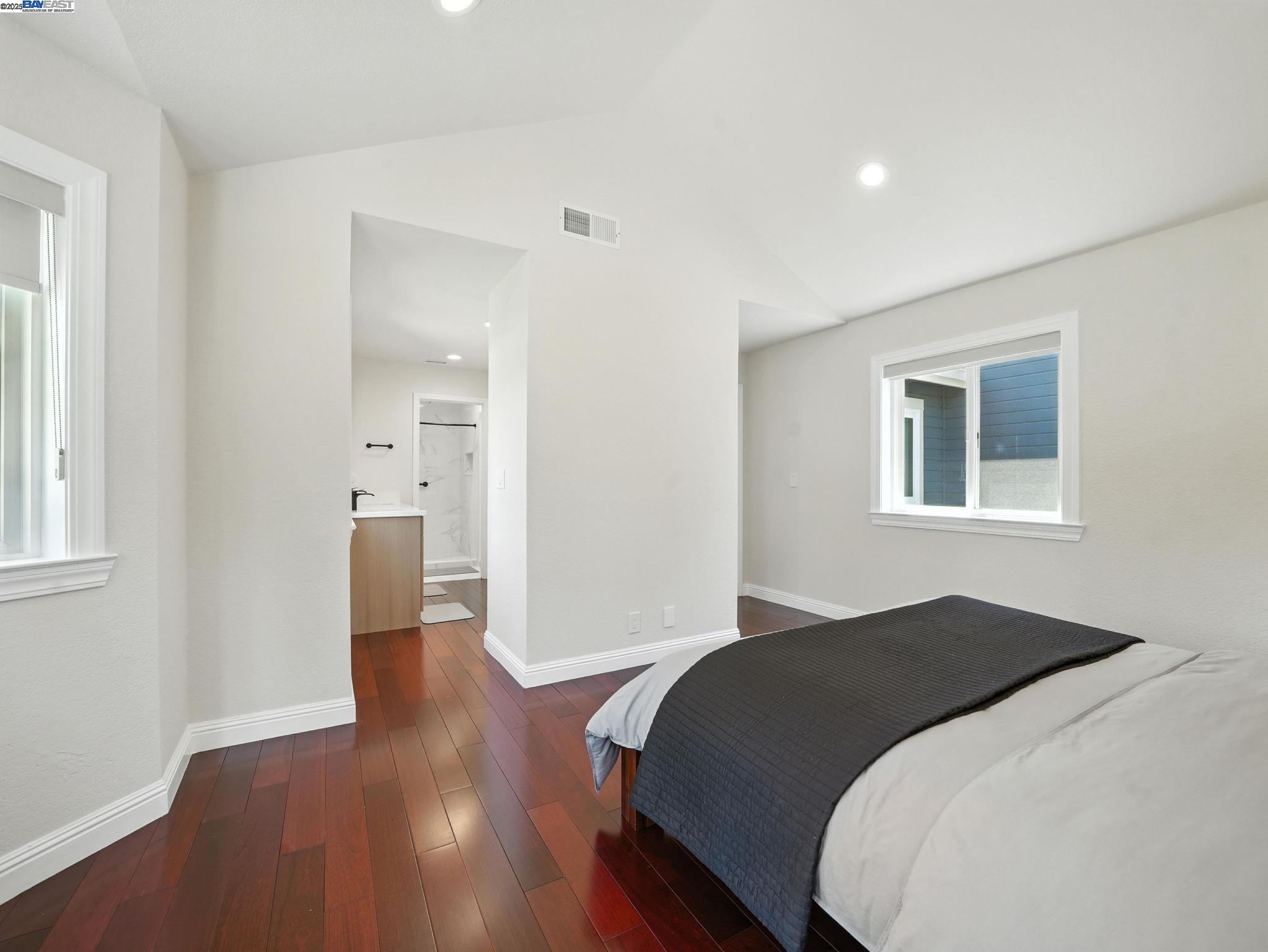 Detail Gallery Image 25 of 35 For 940 Praderia Cir, Fremont,  CA 94539 - 3 Beds | 3 Baths