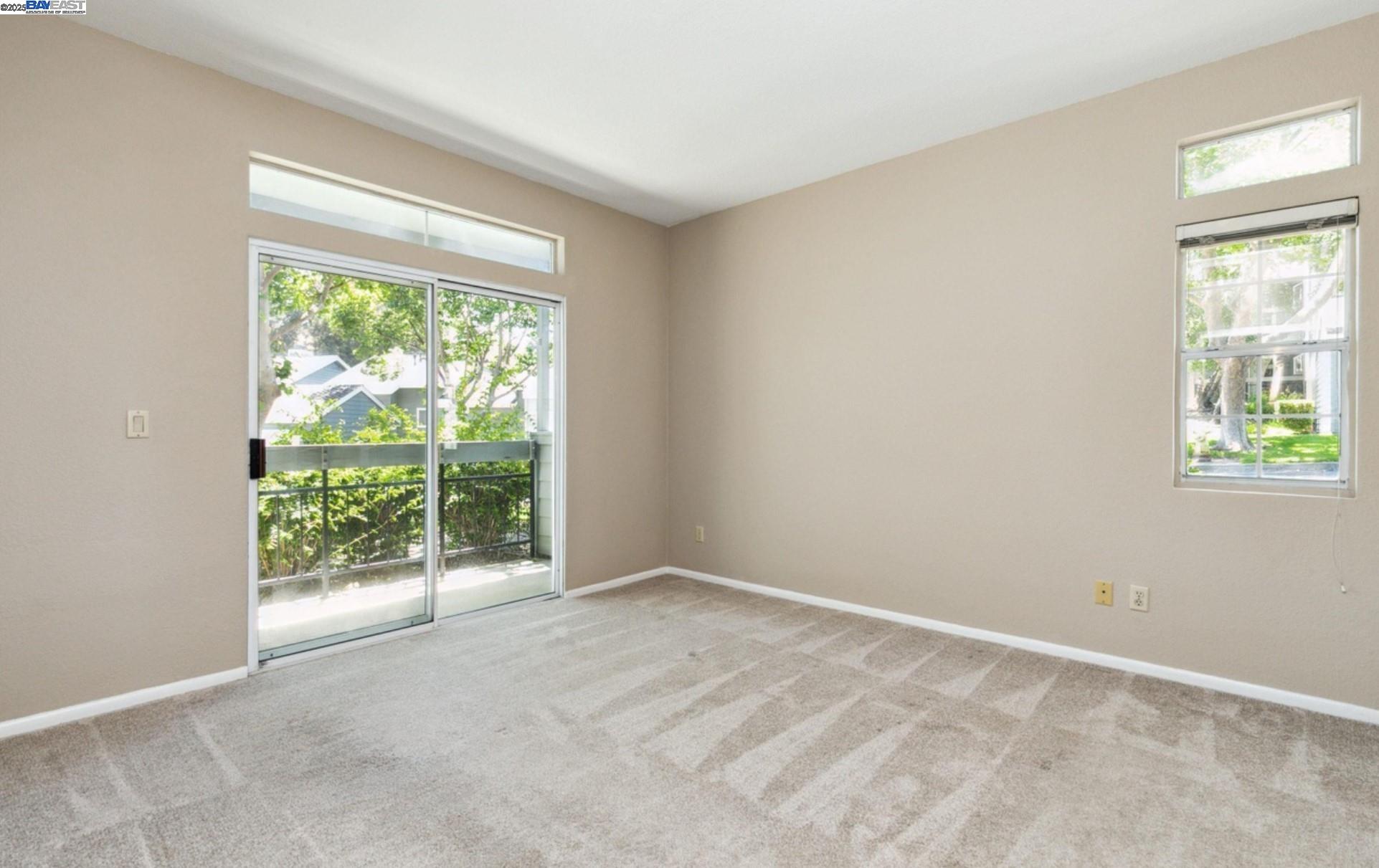 Detail Gallery Image 6 of 16 For 8170 Mountain View Dr #G,  Pleasanton,  CA 94588 - 2 Beds | 2 Baths