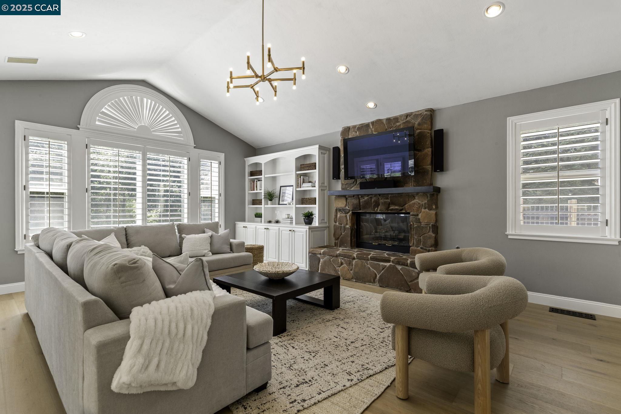 Detail Gallery Image 27 of 60 For 218 Fieldcrest Ct, Danville,  CA 94506 - 5 Beds | 4/1 Baths