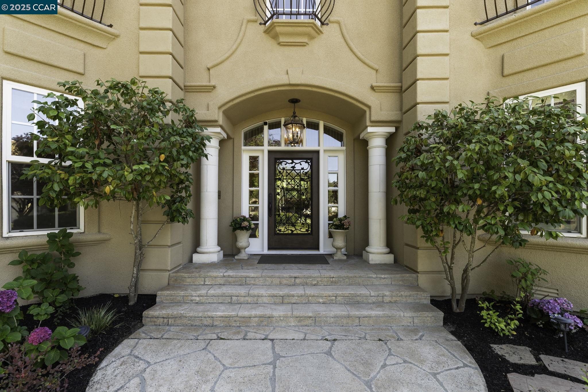 Detail Gallery Image 4 of 60 For 218 Fieldcrest Ct, Danville,  CA 94506 - 5 Beds | 4/1 Baths