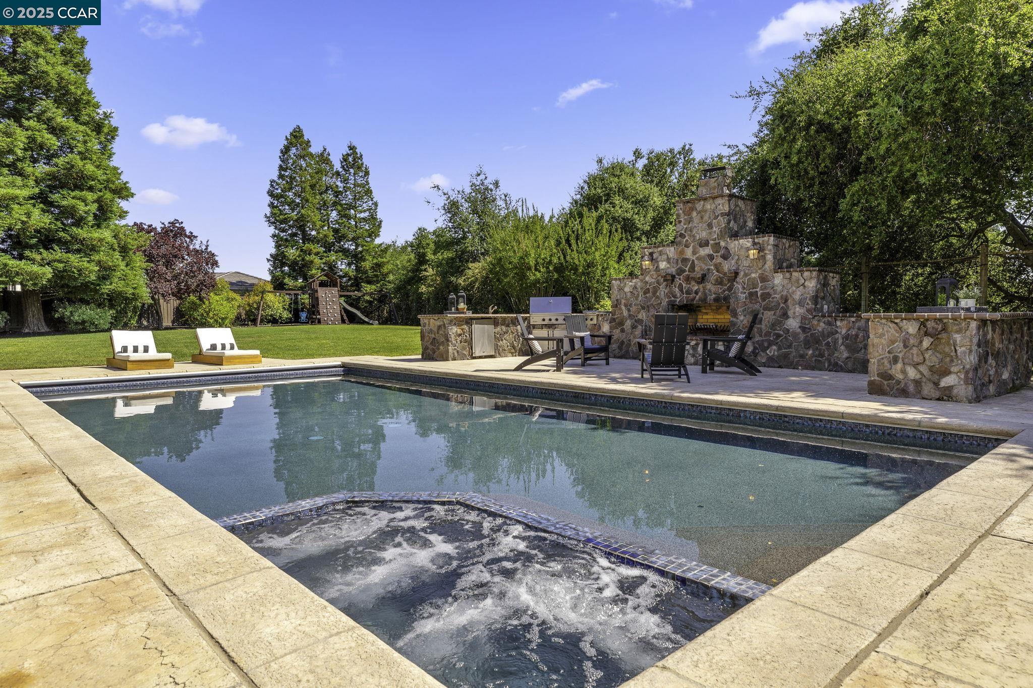 Detail Gallery Image 48 of 60 For 218 Fieldcrest Ct, Danville,  CA 94506 - 5 Beds | 4/1 Baths