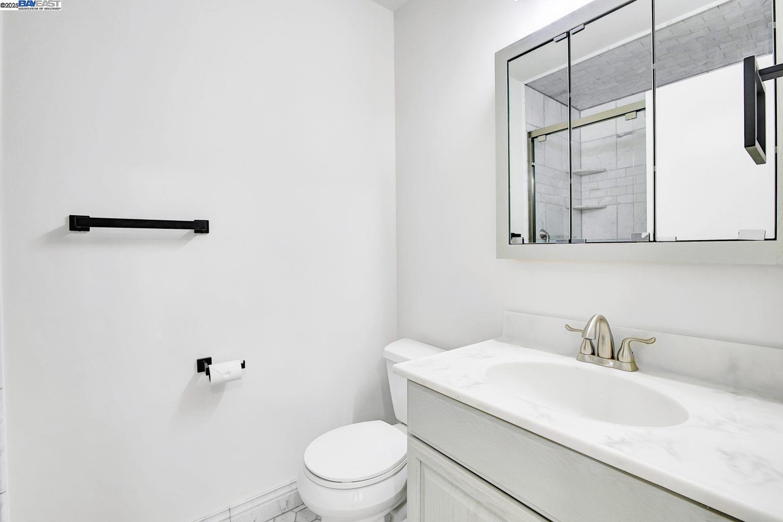 Detail Gallery Image 17 of 24 For 37690 Los Arboles Dr, Fremont,  CA 94536 - 3 Beds | 2 Baths