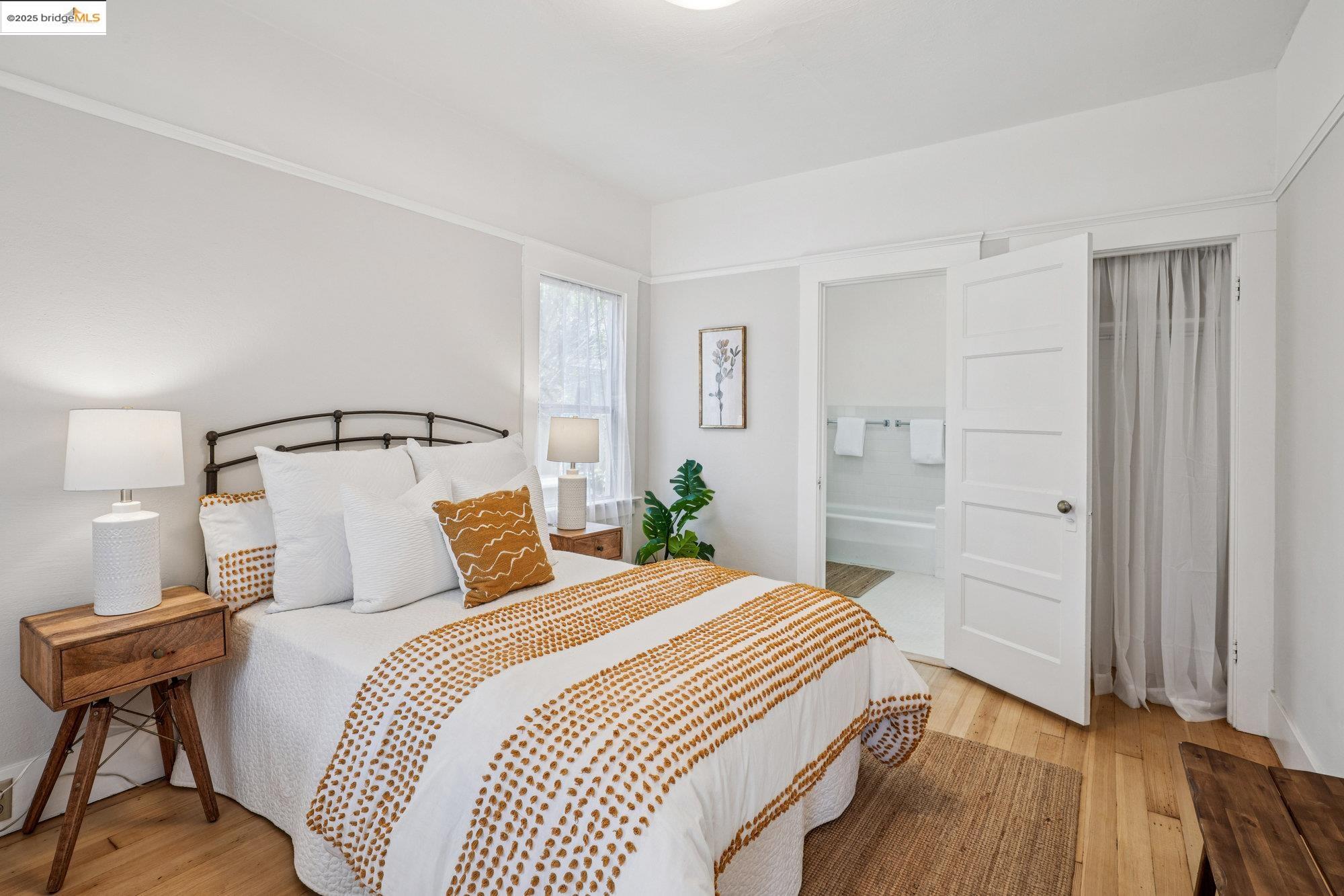 Detail Gallery Image 13 of 33 For 622 38th St, Richmond,  CA 94805 - 3 Beds | 1 Baths