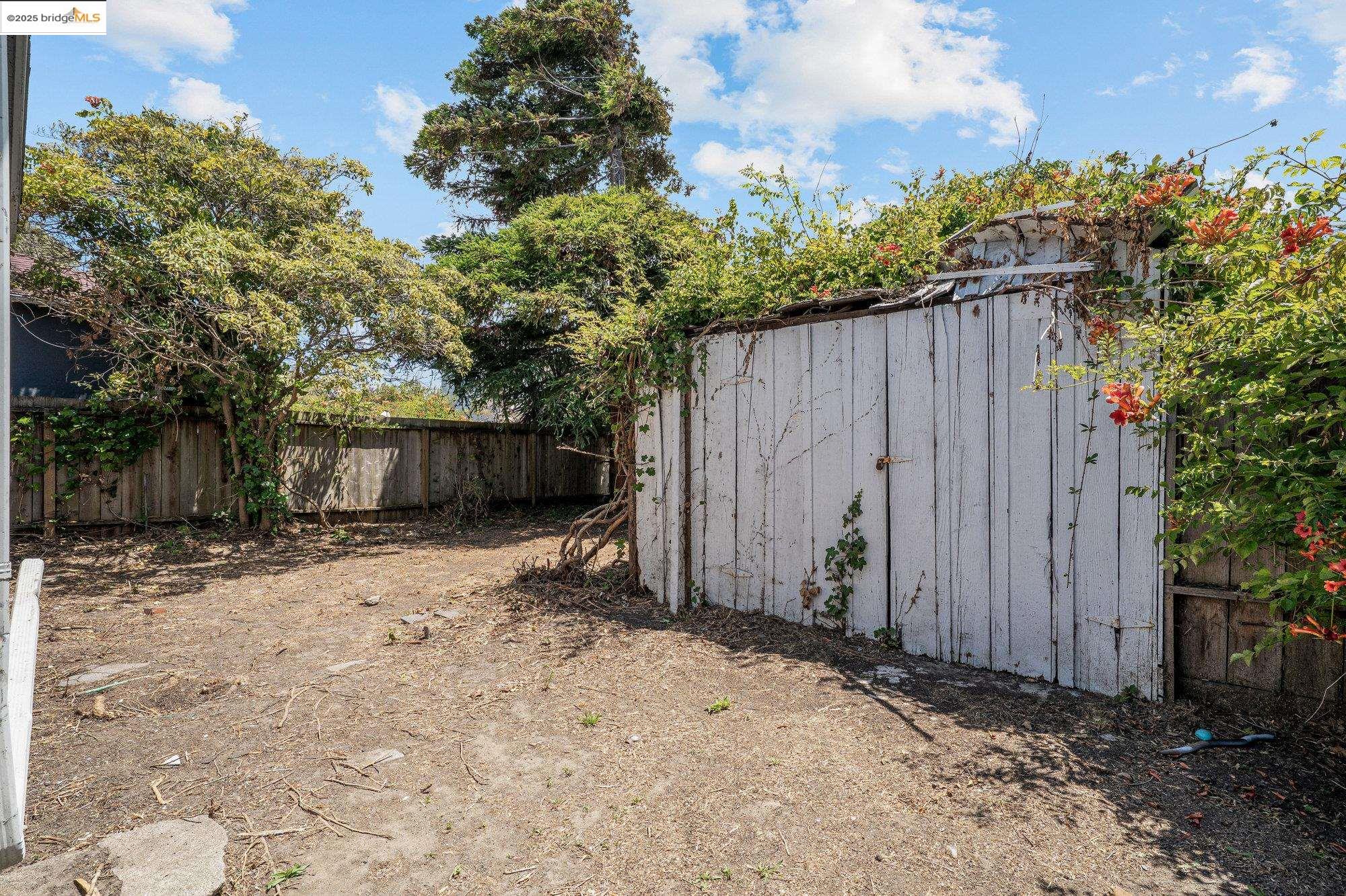 Detail Gallery Image 28 of 33 For 622 38th St, Richmond,  CA 94805 - 3 Beds | 1 Baths