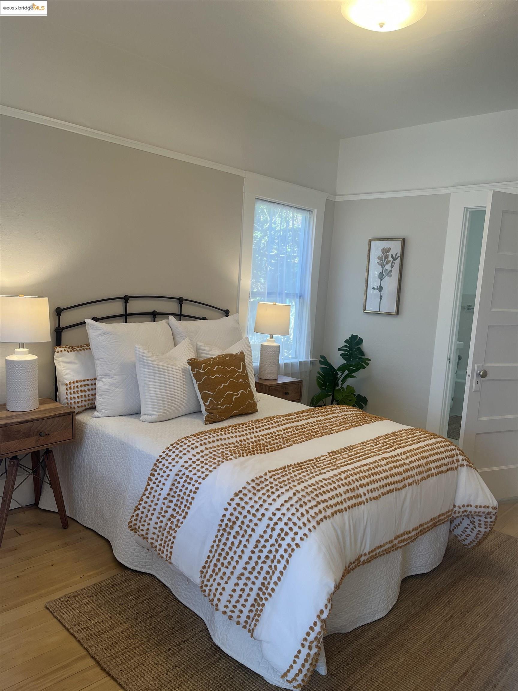 Detail Gallery Image 6 of 7 For 622 38th St, Richmond,  CA 94805 - 3 Beds | 1 Baths