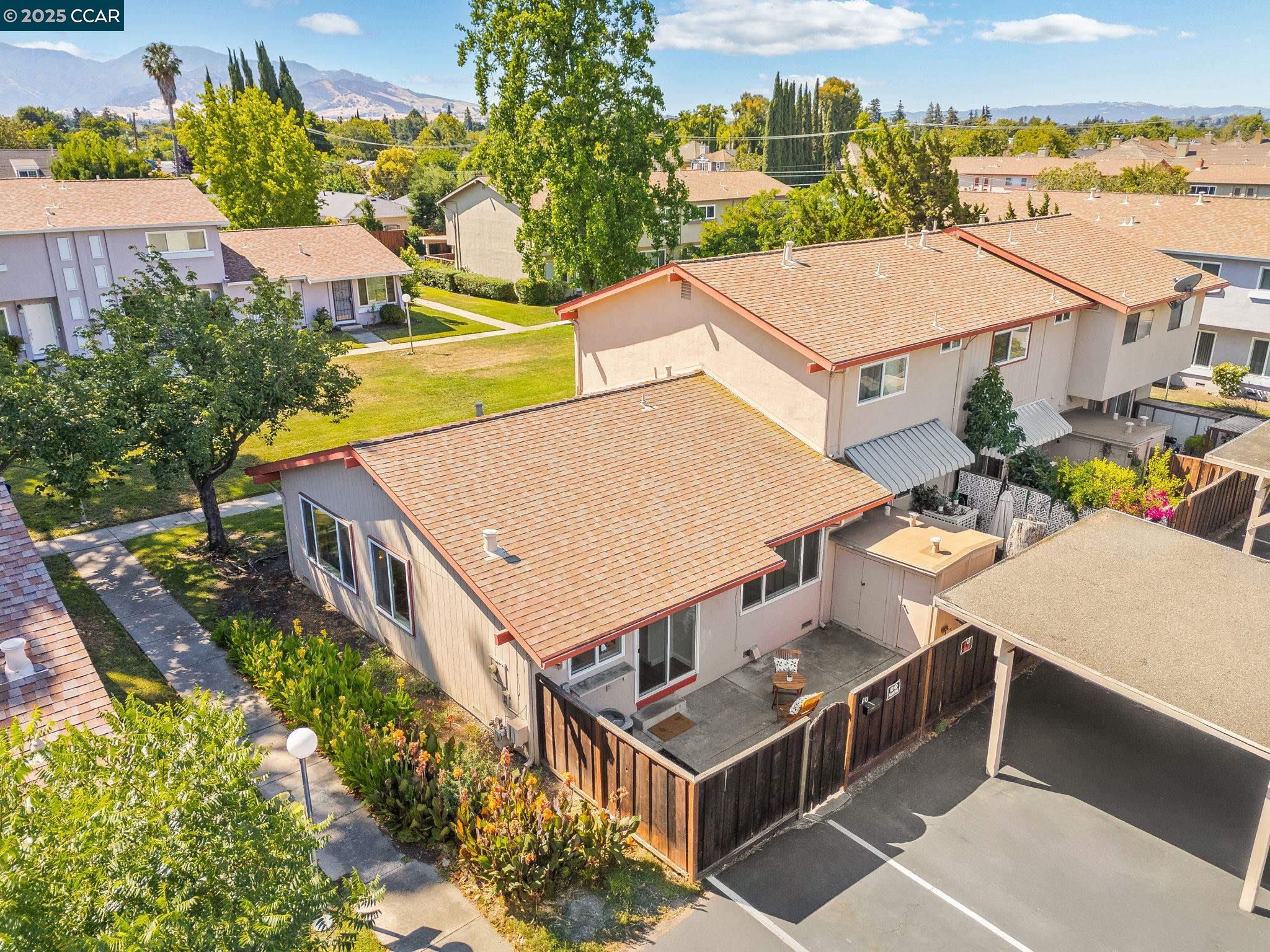 Detail Gallery Image 15 of 16 For 4002 Willow Pass Rd #D,  Concord,  CA 94519 - 2 Beds | 1 Baths