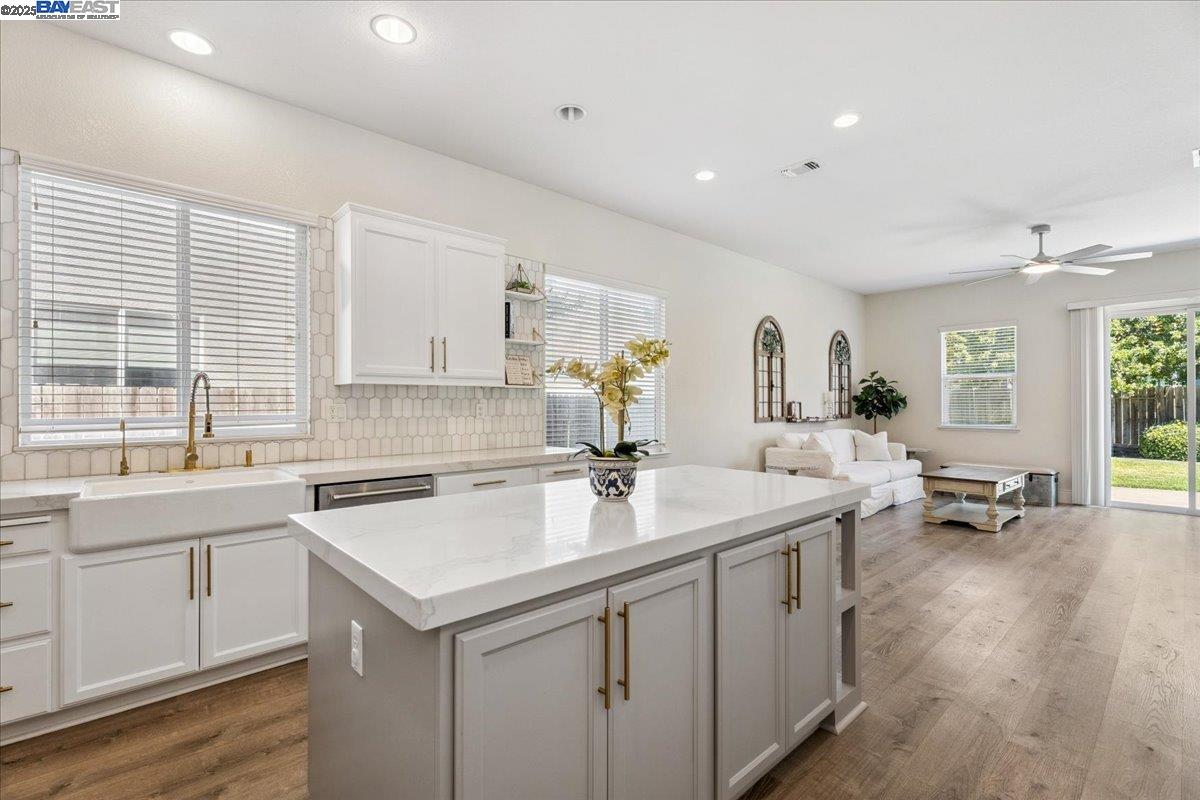 Detail Gallery Image 17 of 40 For 1498 Highland Dr, West Sacramento,  CA 95691 - 4 Beds | 2/1 Baths