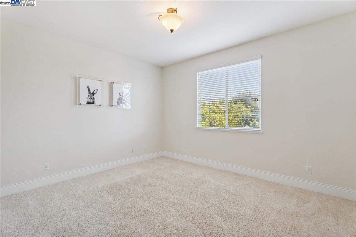 Detail Gallery Image 24 of 40 For 1498 Highland Dr, West Sacramento,  CA 95691 - 4 Beds | 2/1 Baths