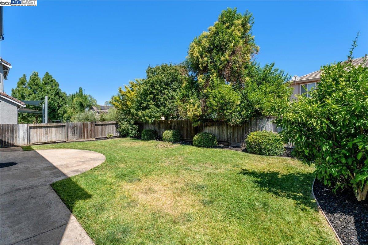 Detail Gallery Image 39 of 40 For 1498 Highland Dr, West Sacramento,  CA 95691 - 4 Beds | 2/1 Baths