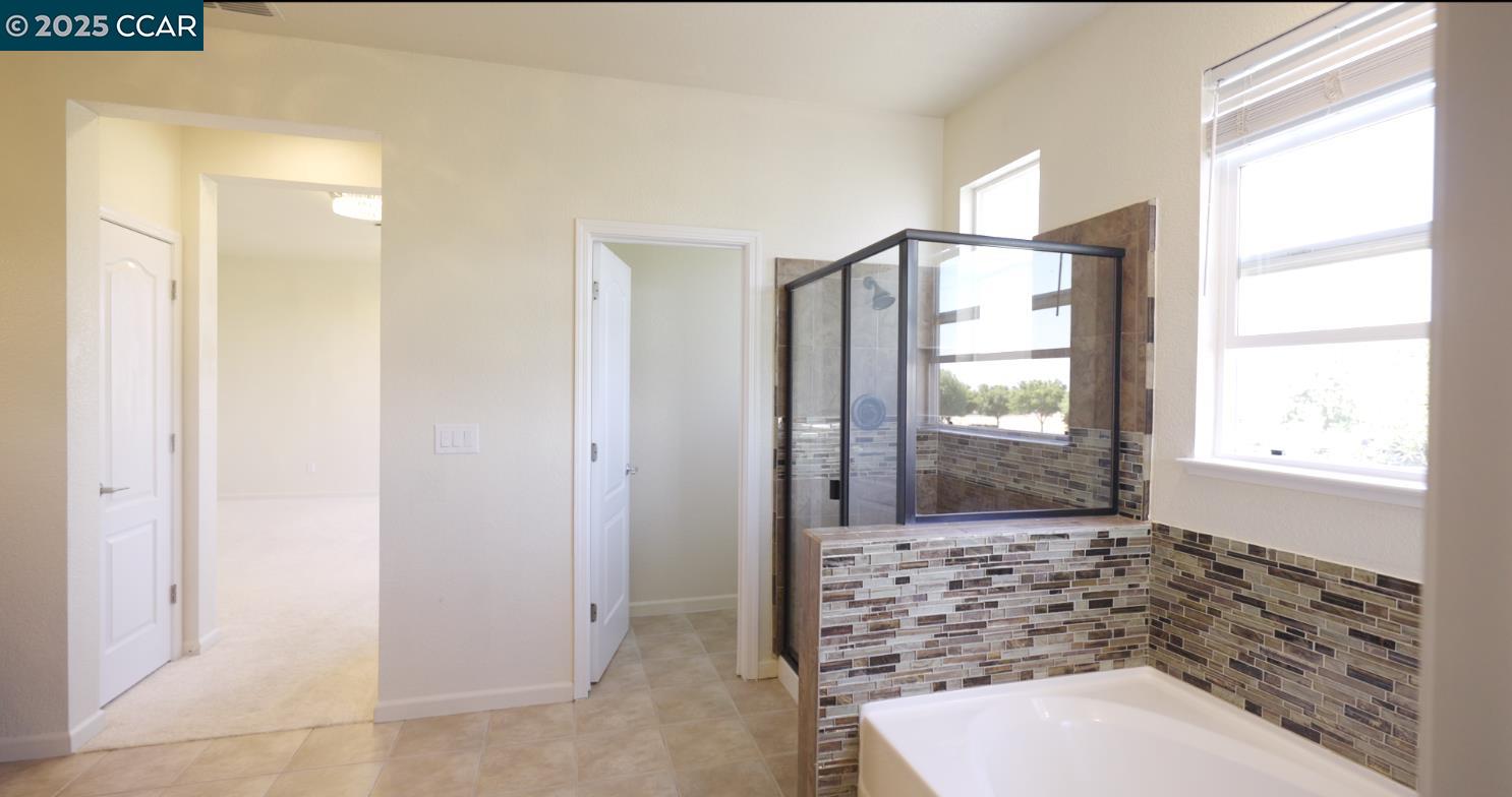 Detail Gallery Image 19 of 39 For 4020 Crescent Ct, Antioch,  CA 94509 - 4 Beds | 3 Baths
