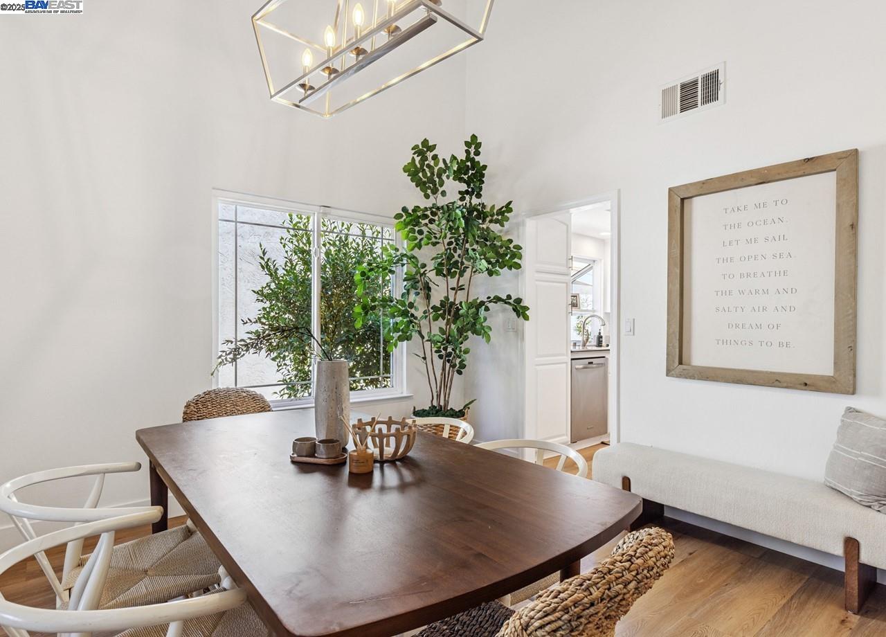 Detail Gallery Image 11 of 41 For 2485 Talavera Dr, San Ramon,  CA 94583 - 4 Beds | 2 Baths