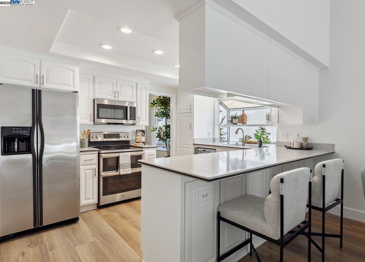 Detail Gallery Image 12 of 41 For 2485 Talavera Dr, San Ramon,  CA 94583 - 4 Beds | 2 Baths