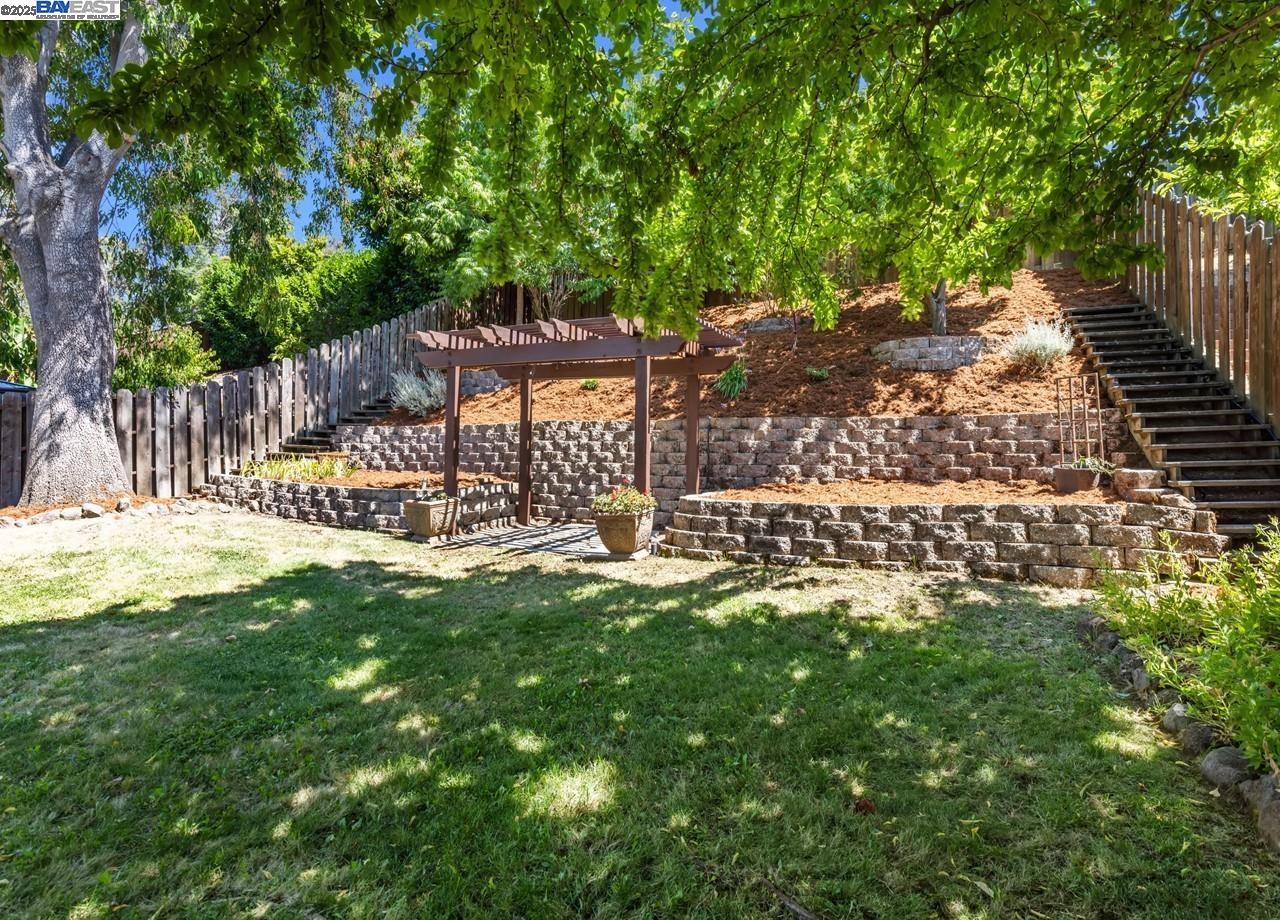 Detail Gallery Image 31 of 41 For 2485 Talavera Dr, San Ramon,  CA 94583 - 4 Beds | 2 Baths