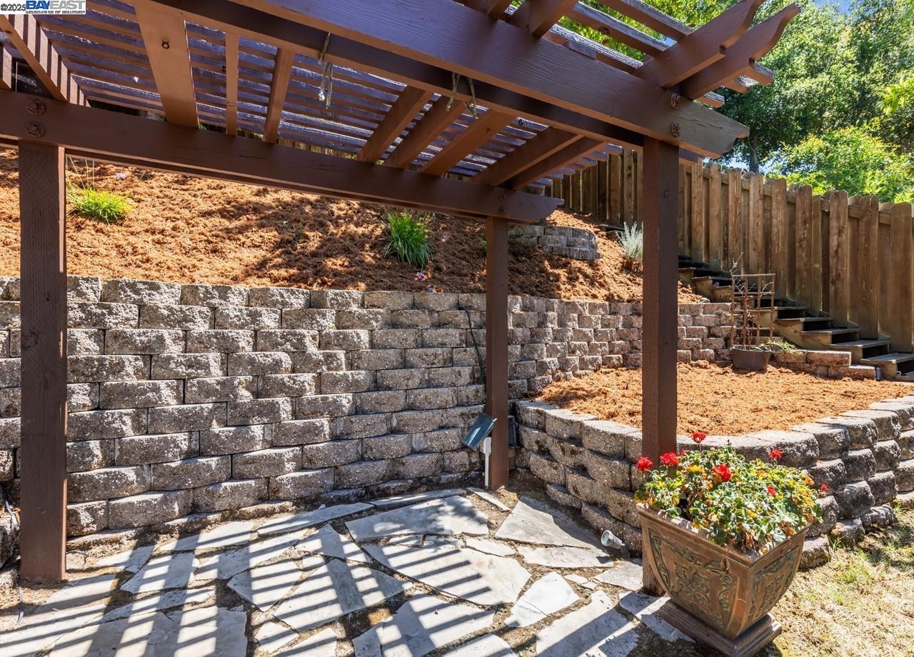 Detail Gallery Image 32 of 41 For 2485 Talavera Dr, San Ramon,  CA 94583 - 4 Beds | 2 Baths