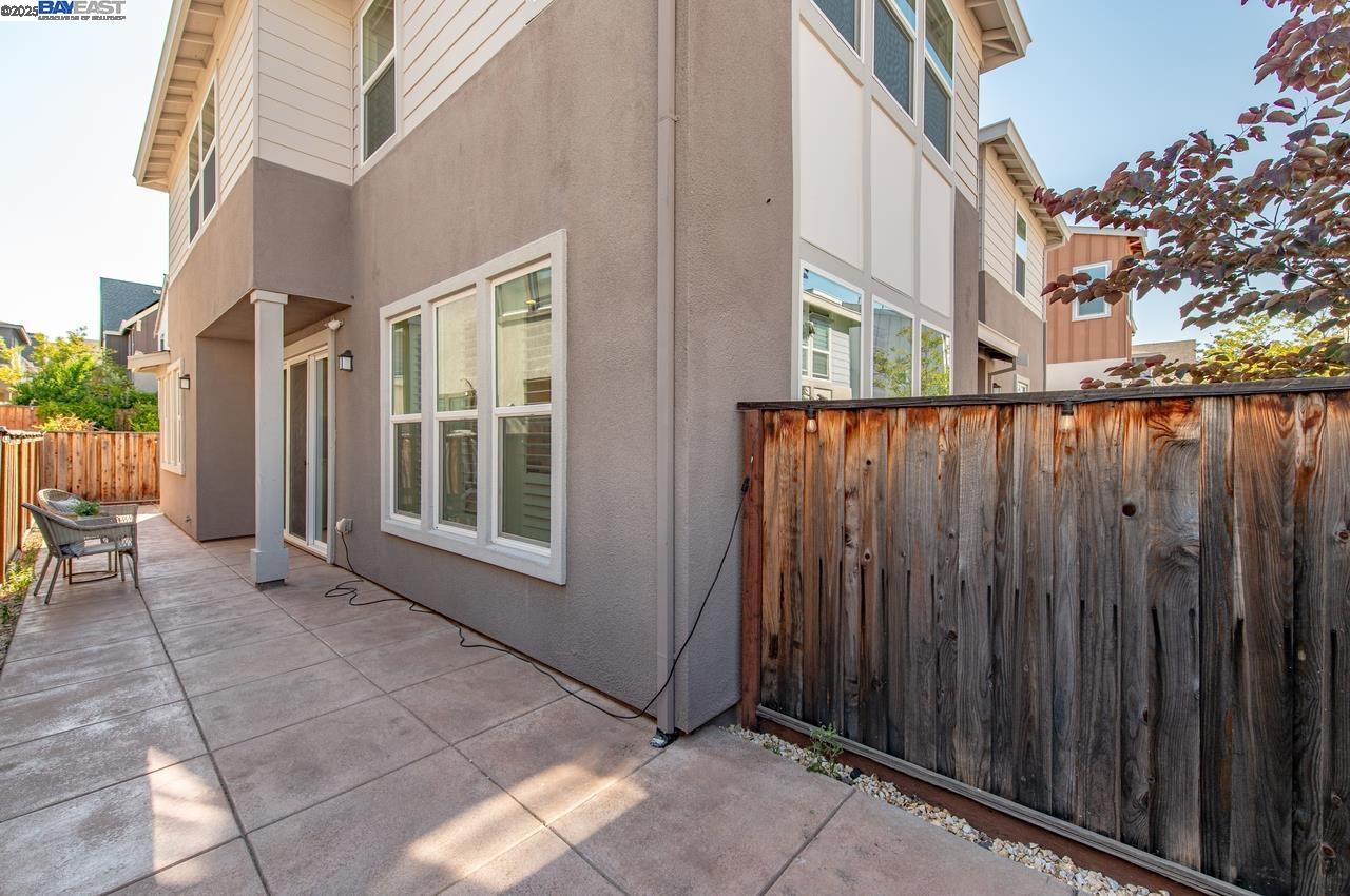 Detail Gallery Image 37 of 47 For 4338 Healdsburg Way, Dublin,  CA 94568 - 5 Beds | 5 Baths