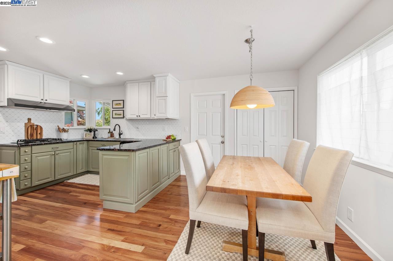 Detail Gallery Image 15 of 46 For 6426 Alvord Way, Pleasanton,  CA 94588 - 4 Beds | 2 Baths