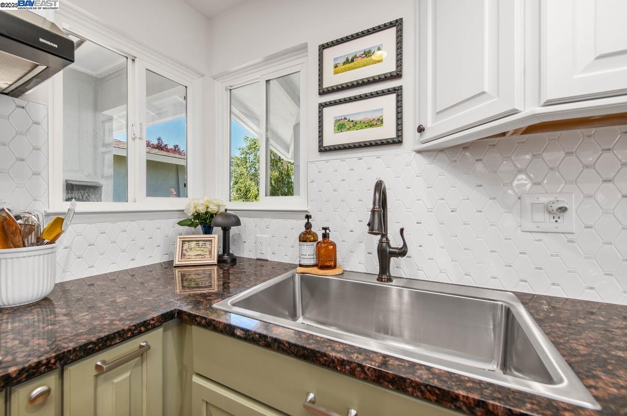 Detail Gallery Image 18 of 46 For 6426 Alvord Way, Pleasanton,  CA 94588 - 4 Beds | 2 Baths