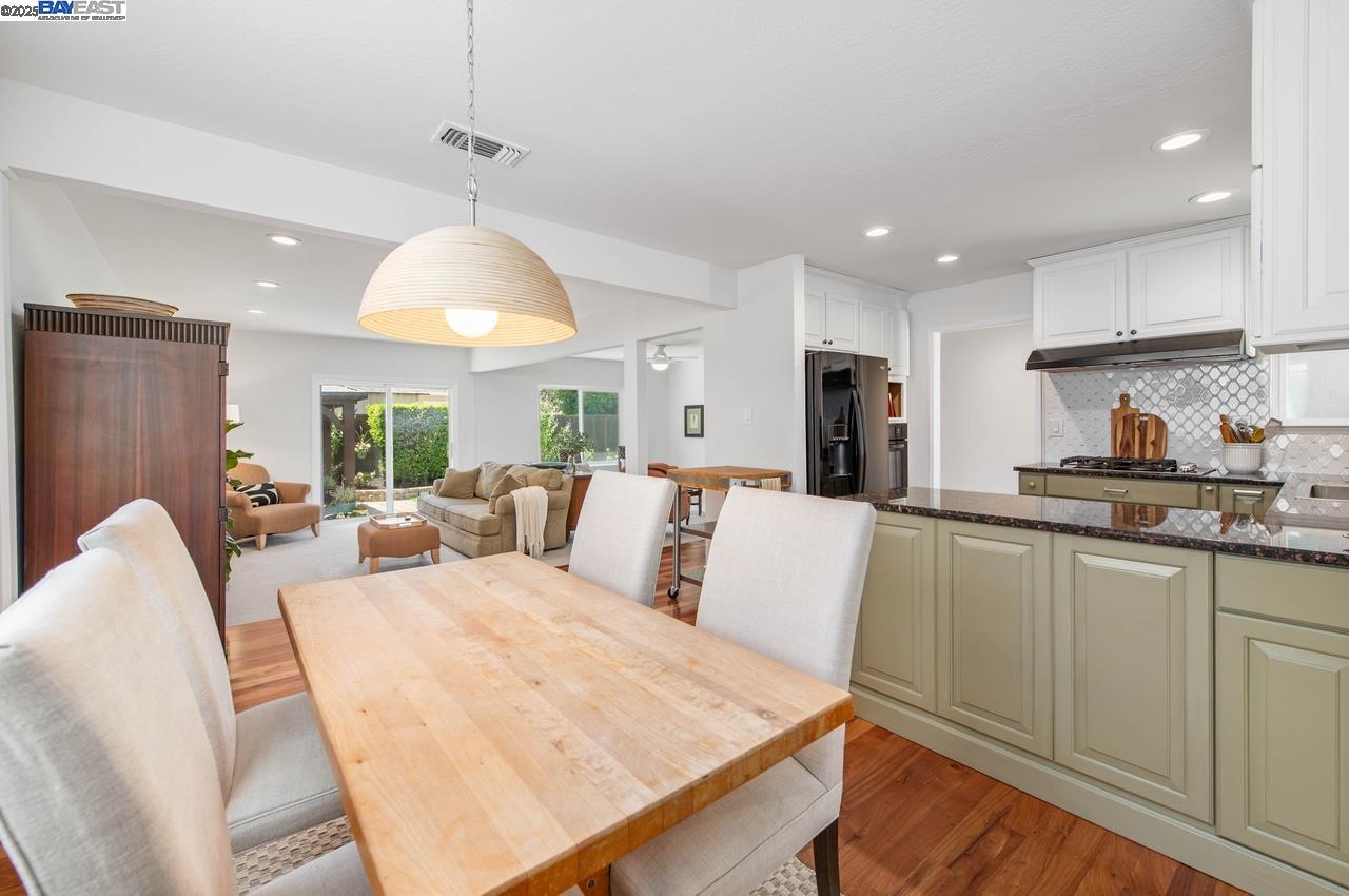 Detail Gallery Image 23 of 46 For 6426 Alvord Way, Pleasanton,  CA 94588 - 4 Beds | 2 Baths