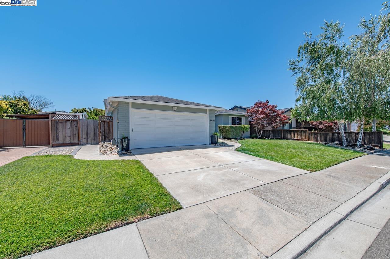 Detail Gallery Image 4 of 46 For 6426 Alvord Way, Pleasanton,  CA 94588 - 4 Beds | 2 Baths