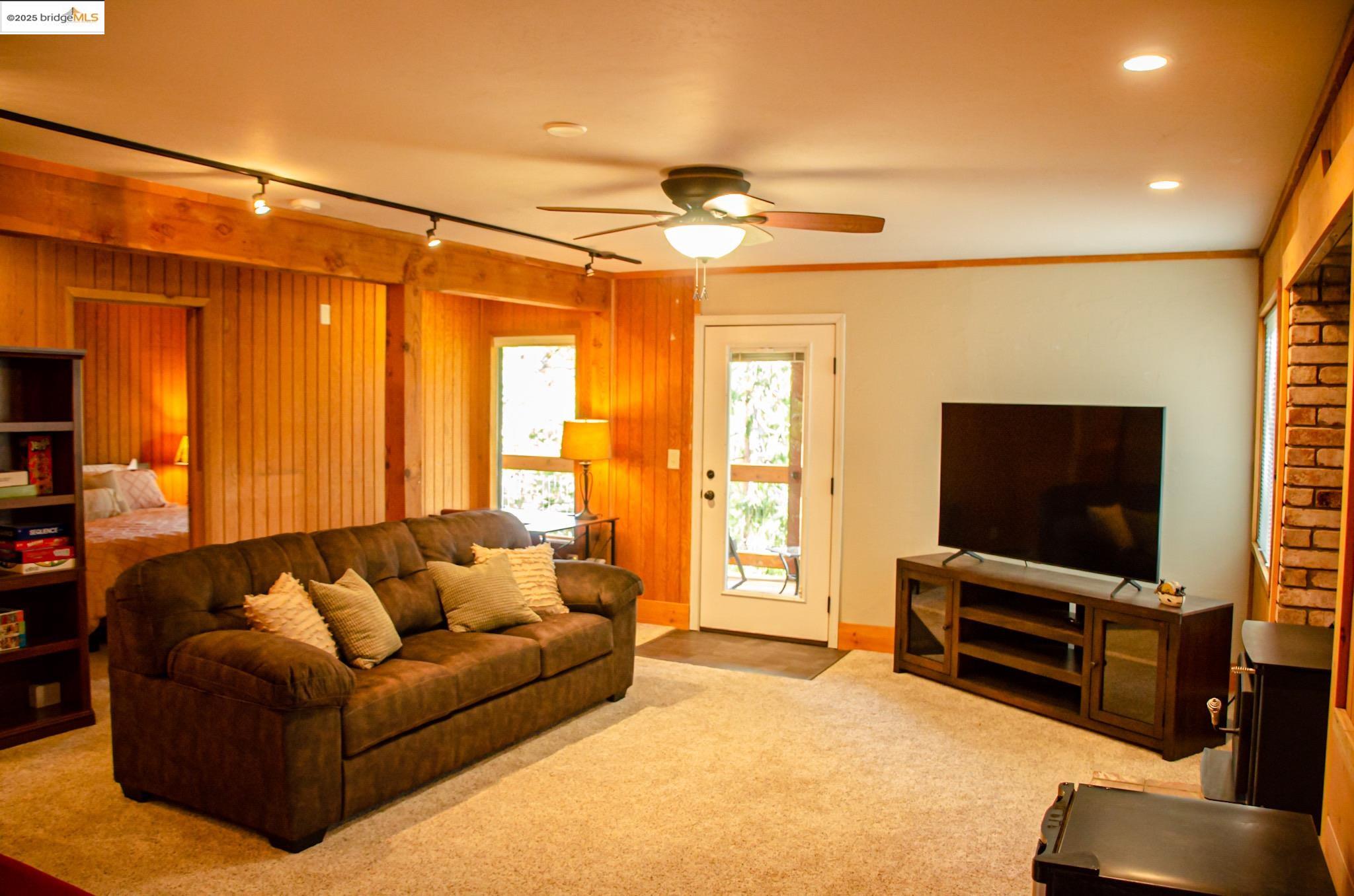 Detail Gallery Image 43 of 60 For 24033 Pine Cone Road, Twain Harte,  CA 95383-9531 - 3 Beds | 2 Baths