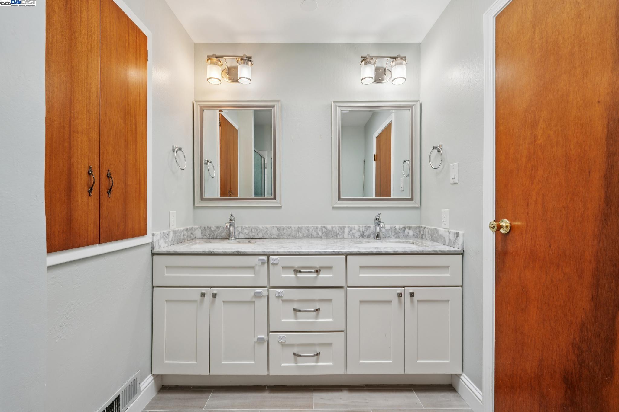 Detail Gallery Image 26 of 58 For 162 Madrid St, San Francisco,  CA 94112 - 4 Beds | 3 Baths