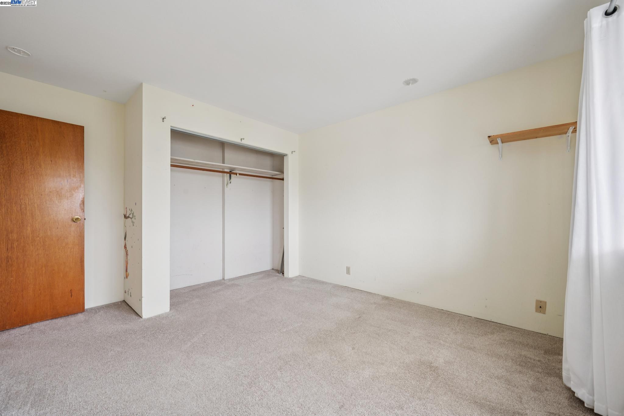 Detail Gallery Image 31 of 58 For 162 Madrid St, San Francisco,  CA 94112 - 4 Beds | 3 Baths