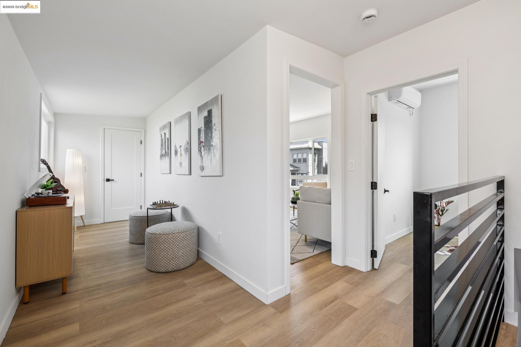 Detail Gallery Image 17 of 58 For 904 41st St, Oakland,  CA 94608 - 3 Beds | 2/1 Baths