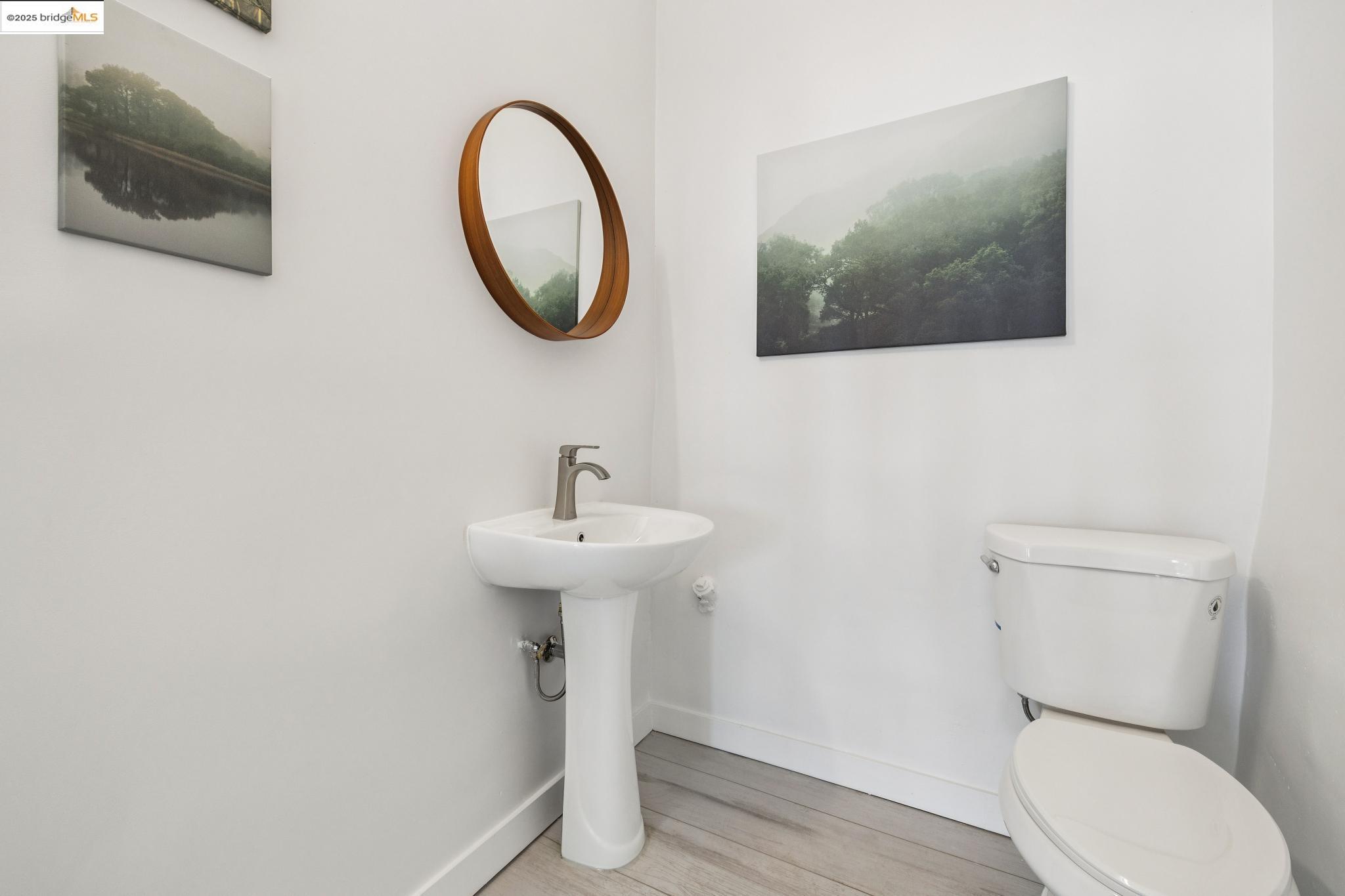 Detail Gallery Image 40 of 58 For 904 41st St, Oakland,  CA 94608 - 3 Beds | 2/1 Baths