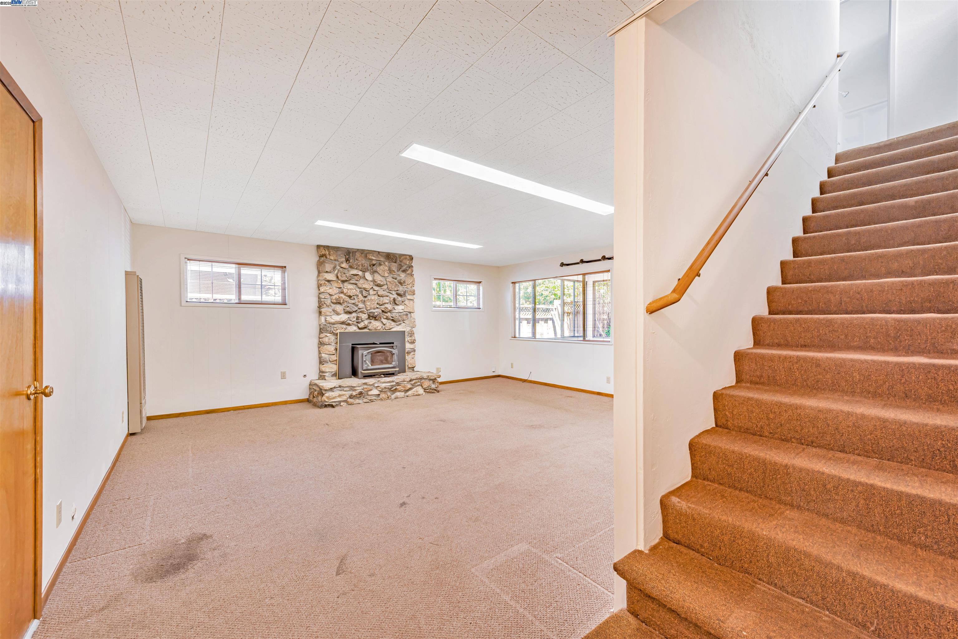 Detail Gallery Image 18 of 56 For 38952 Emrol Ave, Fremont,  CA 94536 - 6 Beds | 3 Baths