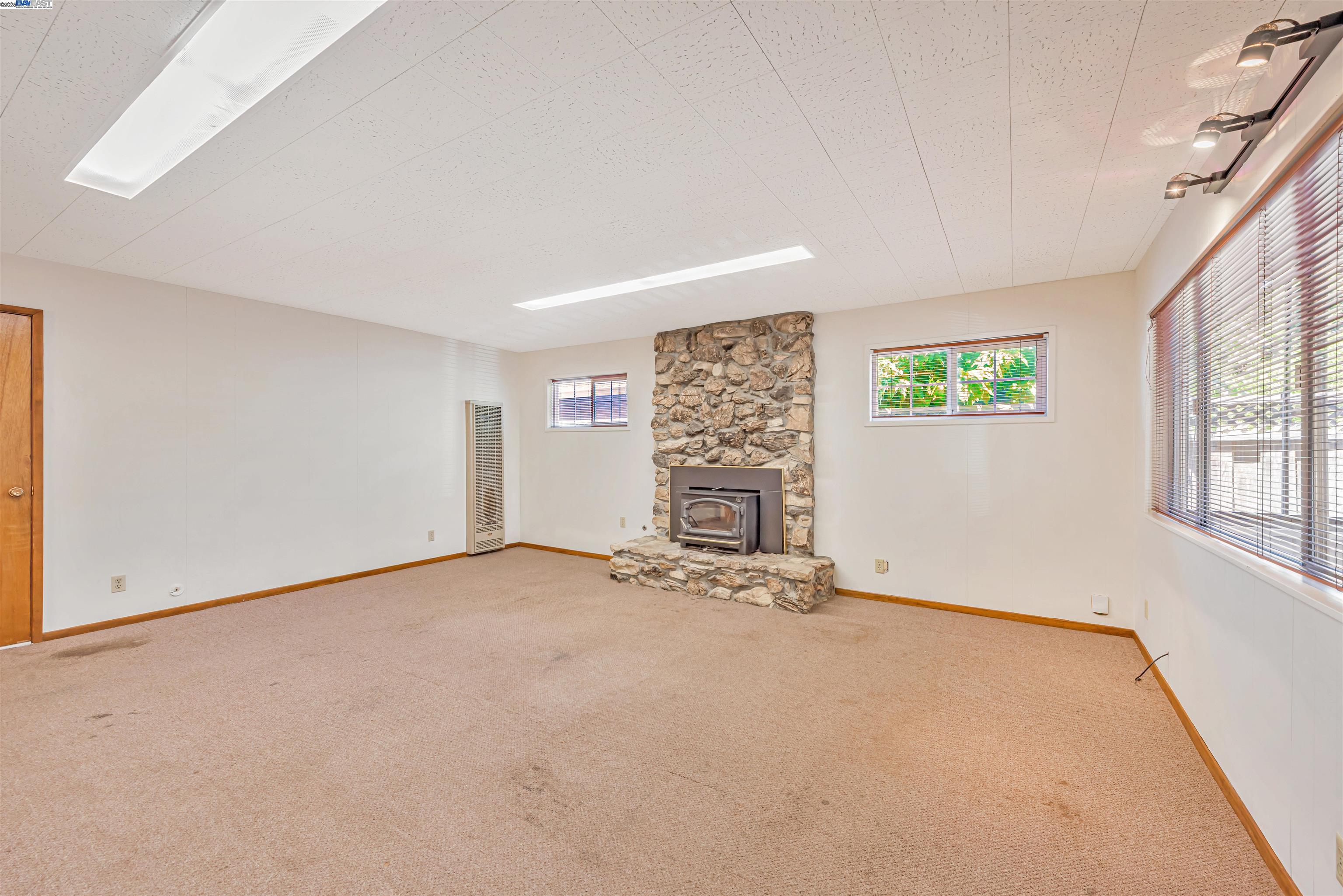 Detail Gallery Image 22 of 56 For 38952 Emrol Ave, Fremont,  CA 94536 - 6 Beds | 3 Baths