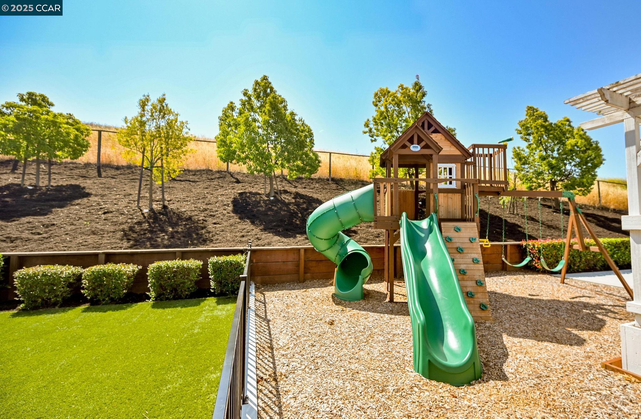 Detail Gallery Image 30 of 35 For 87 Molokai Ct, San Ramon,  CA 94582 - 4 Beds | 2 Baths