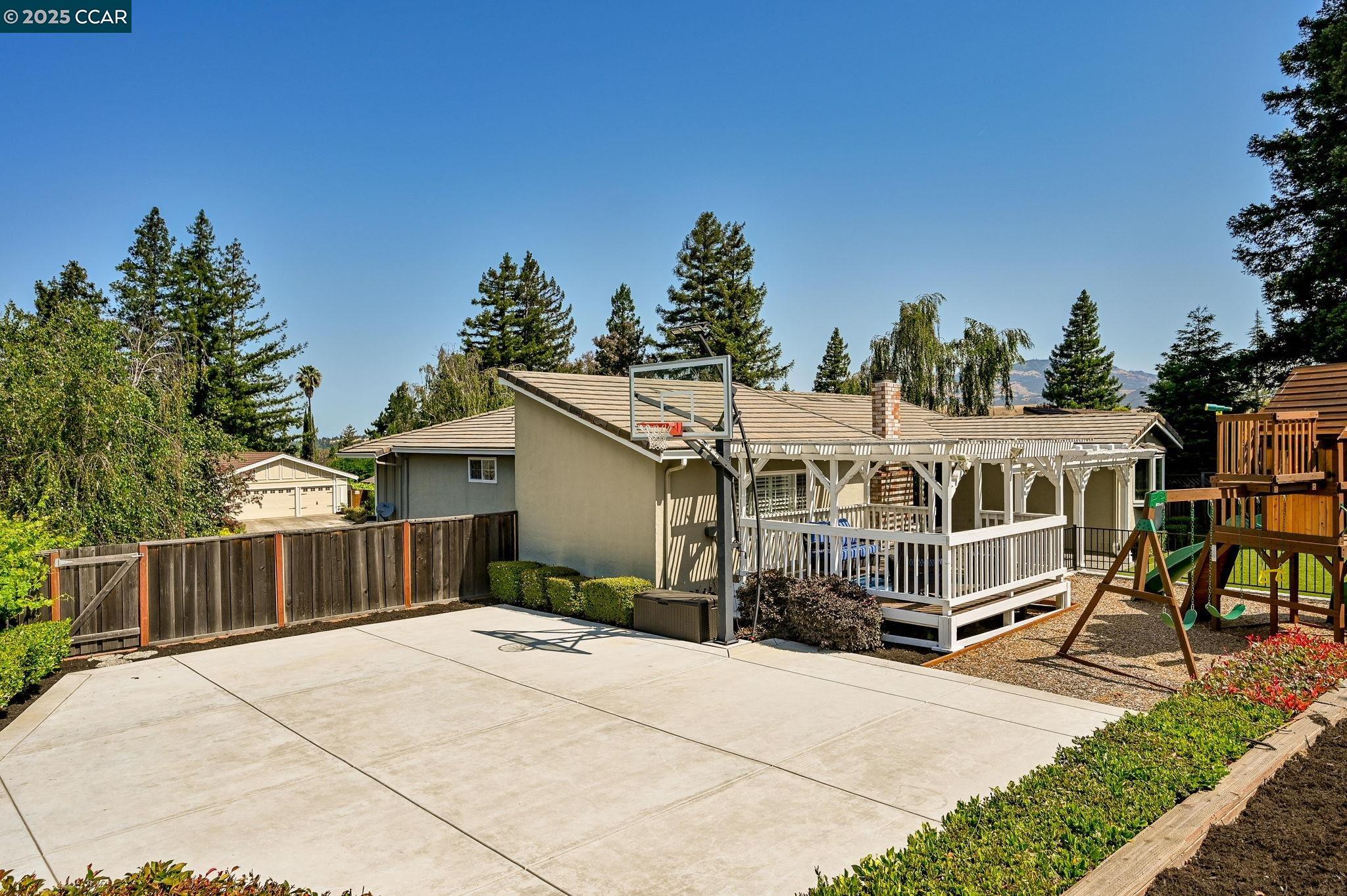 Detail Gallery Image 34 of 35 For 87 Molokai Ct, San Ramon,  CA 94582 - 4 Beds | 2 Baths