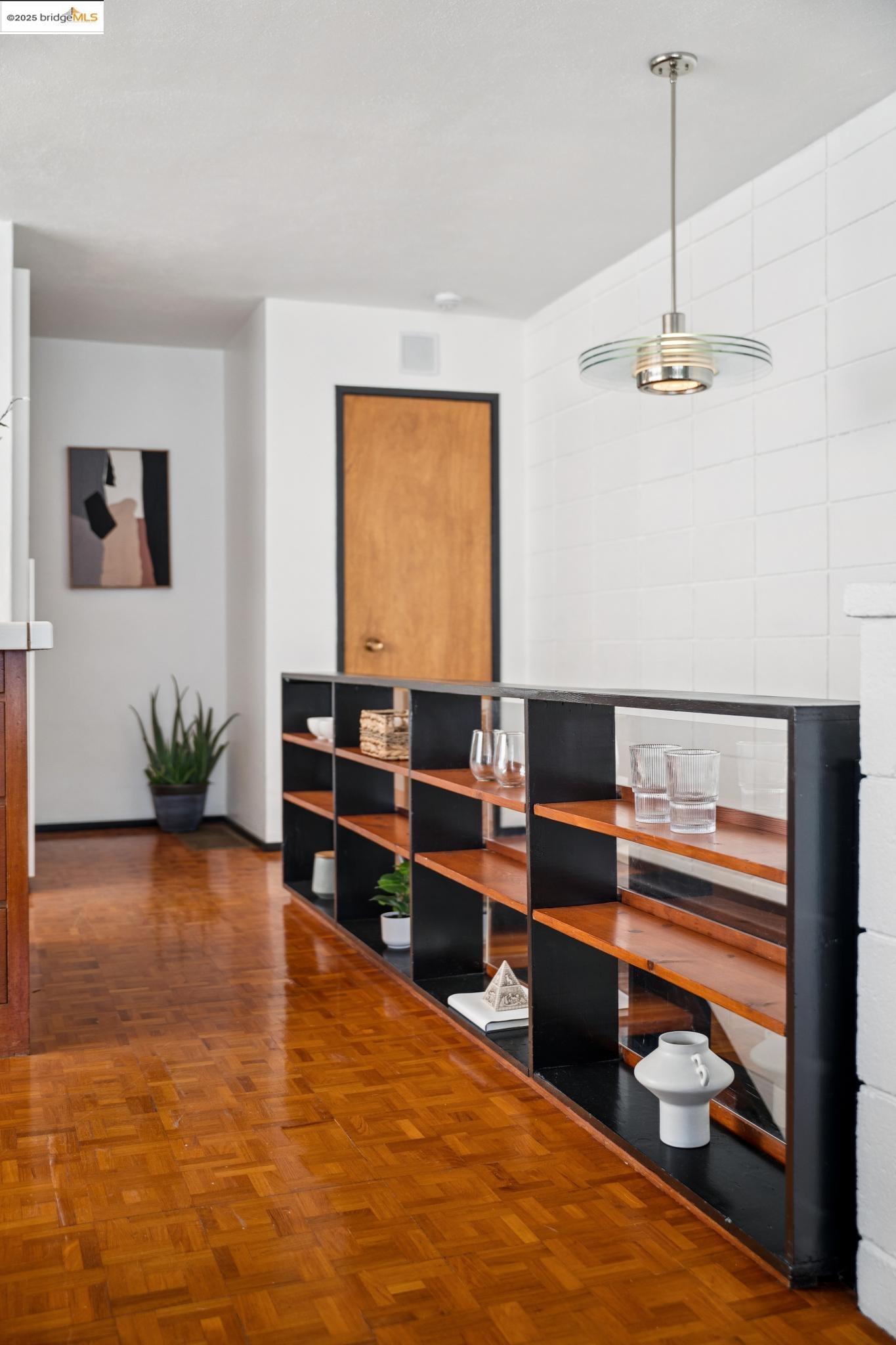 Detail Gallery Image 39 of 59 For 2760 Park Blvd, Oakland,  CA 94606 - 3 Beds | 2/1 Baths