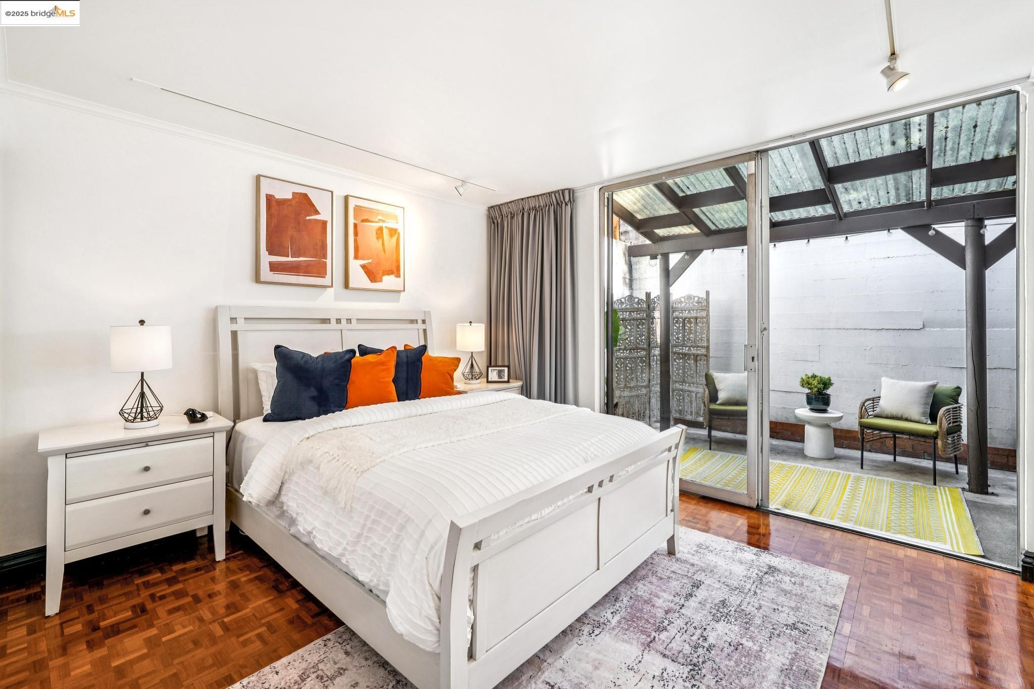 Detail Gallery Image 48 of 59 For 2760 Park Blvd, Oakland,  CA 94606 - 3 Beds | 2/1 Baths